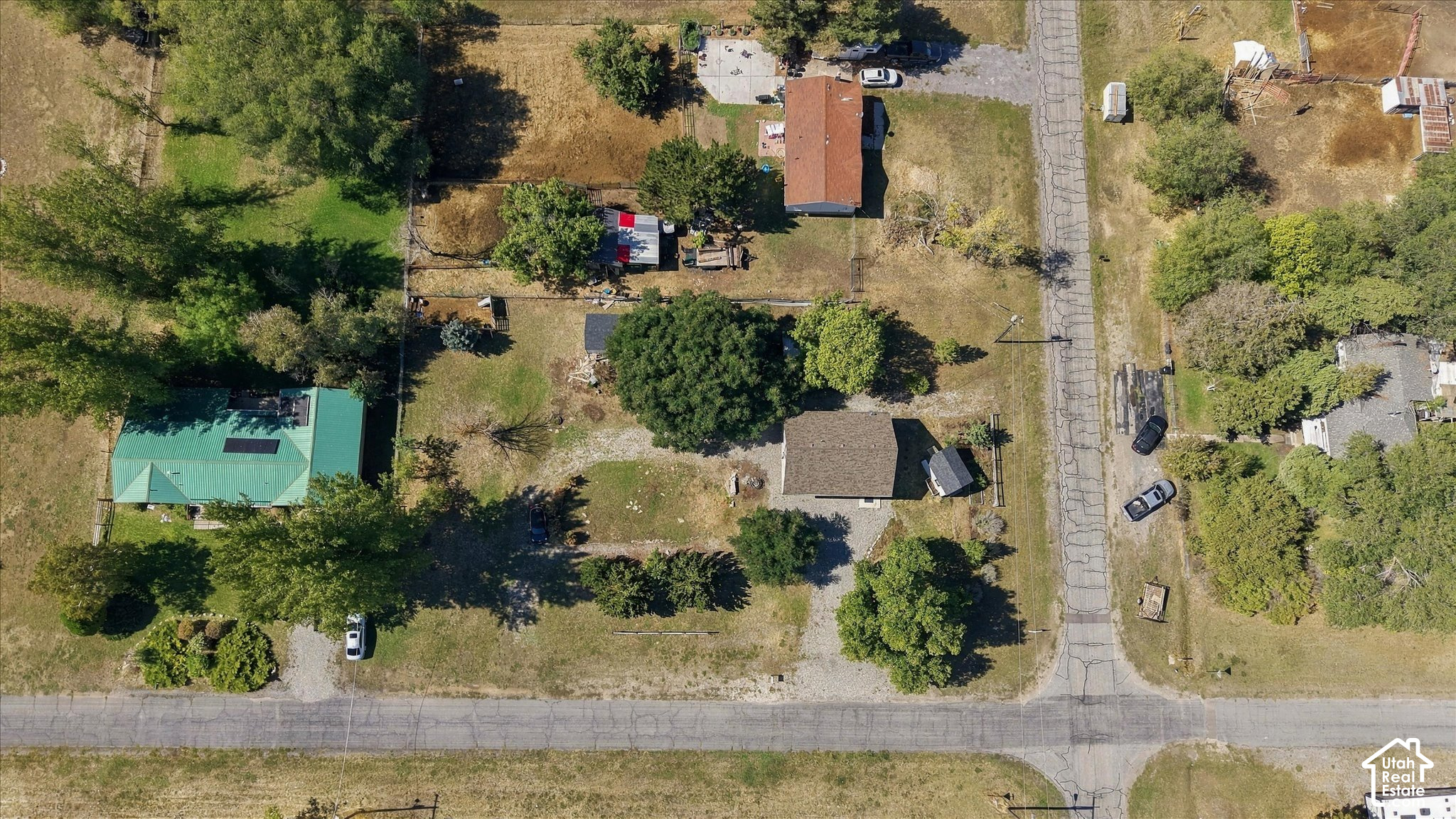 main property photo 41