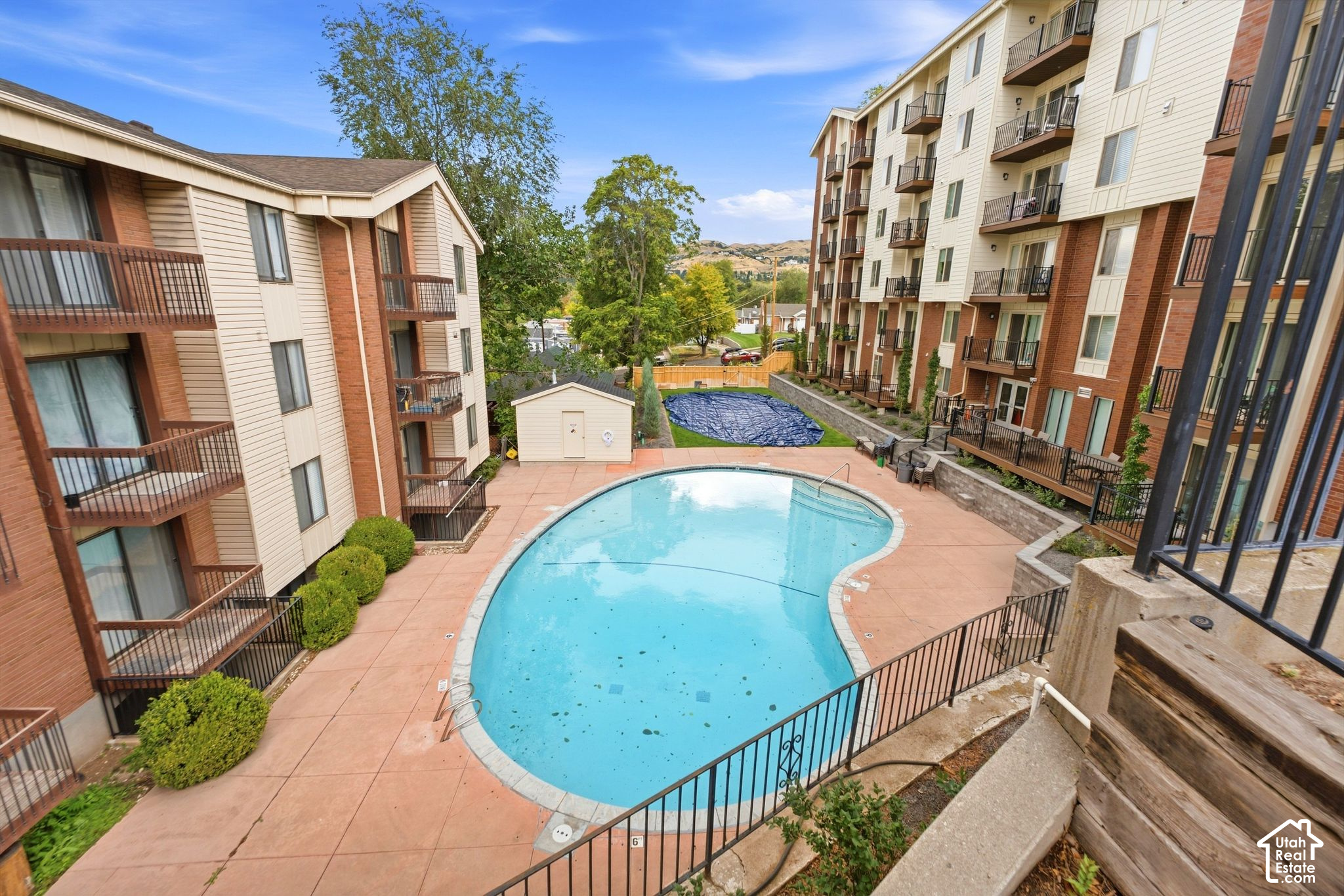 main property photo 19
