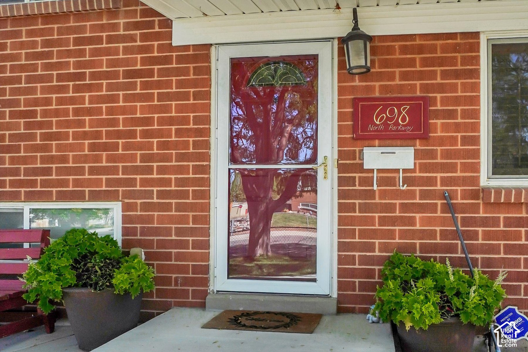 main property photo 26