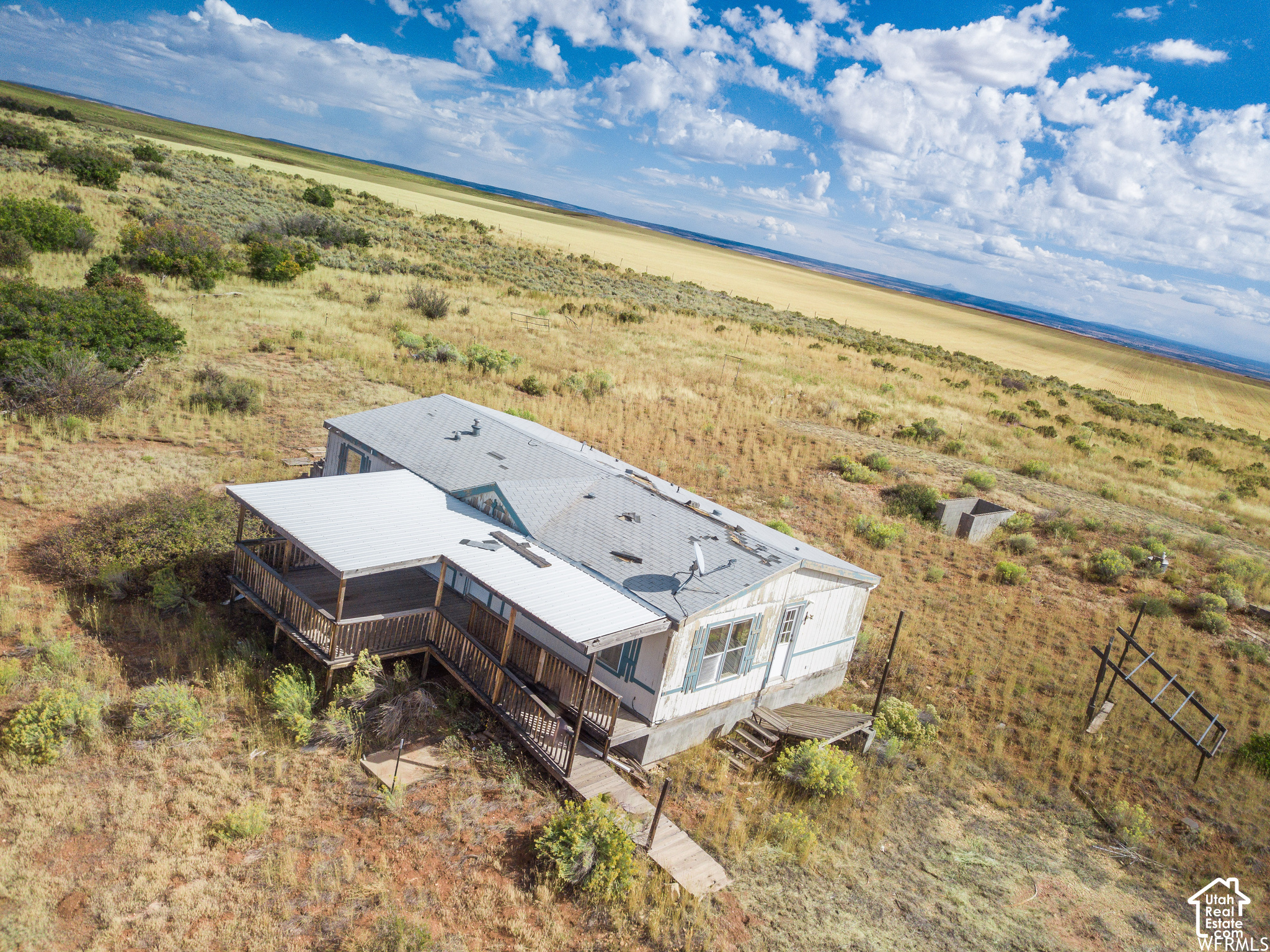 main property photo 11
