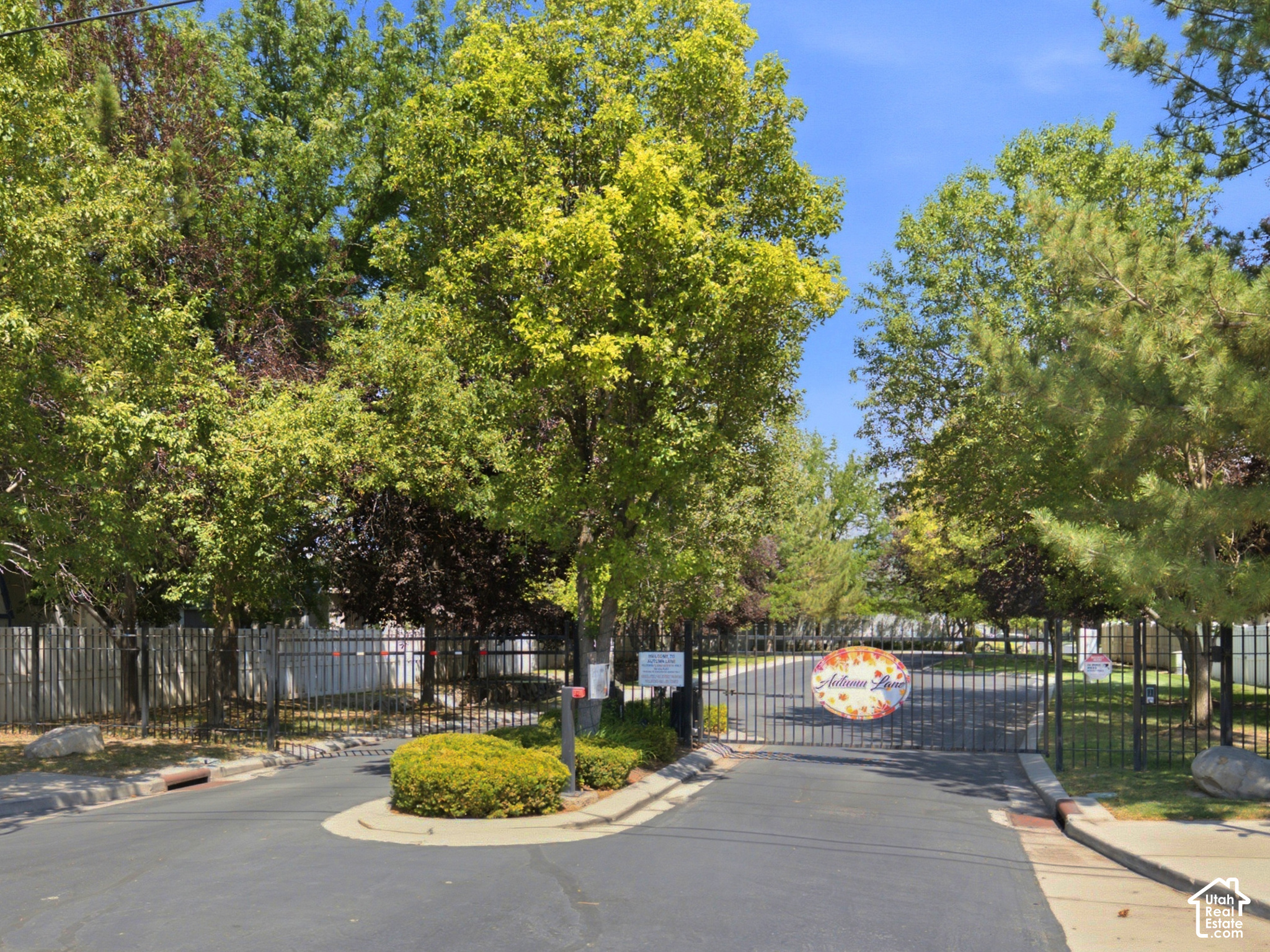 main property photo 24