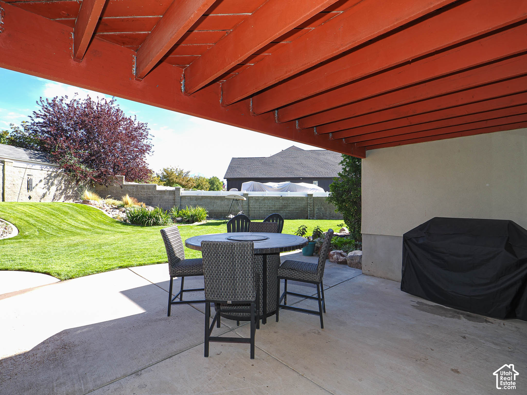 main property photo 76