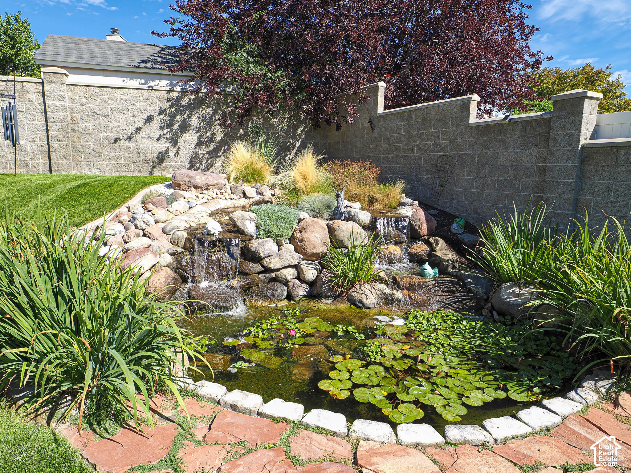 main property photo 78