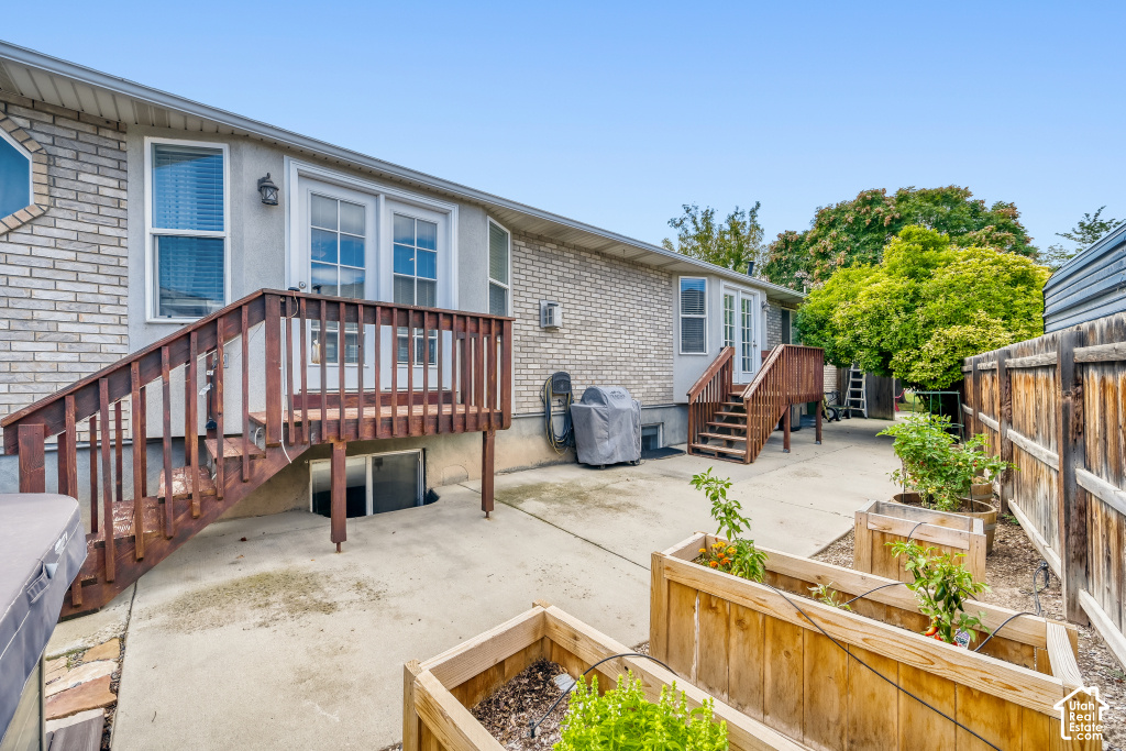 main property photo 33