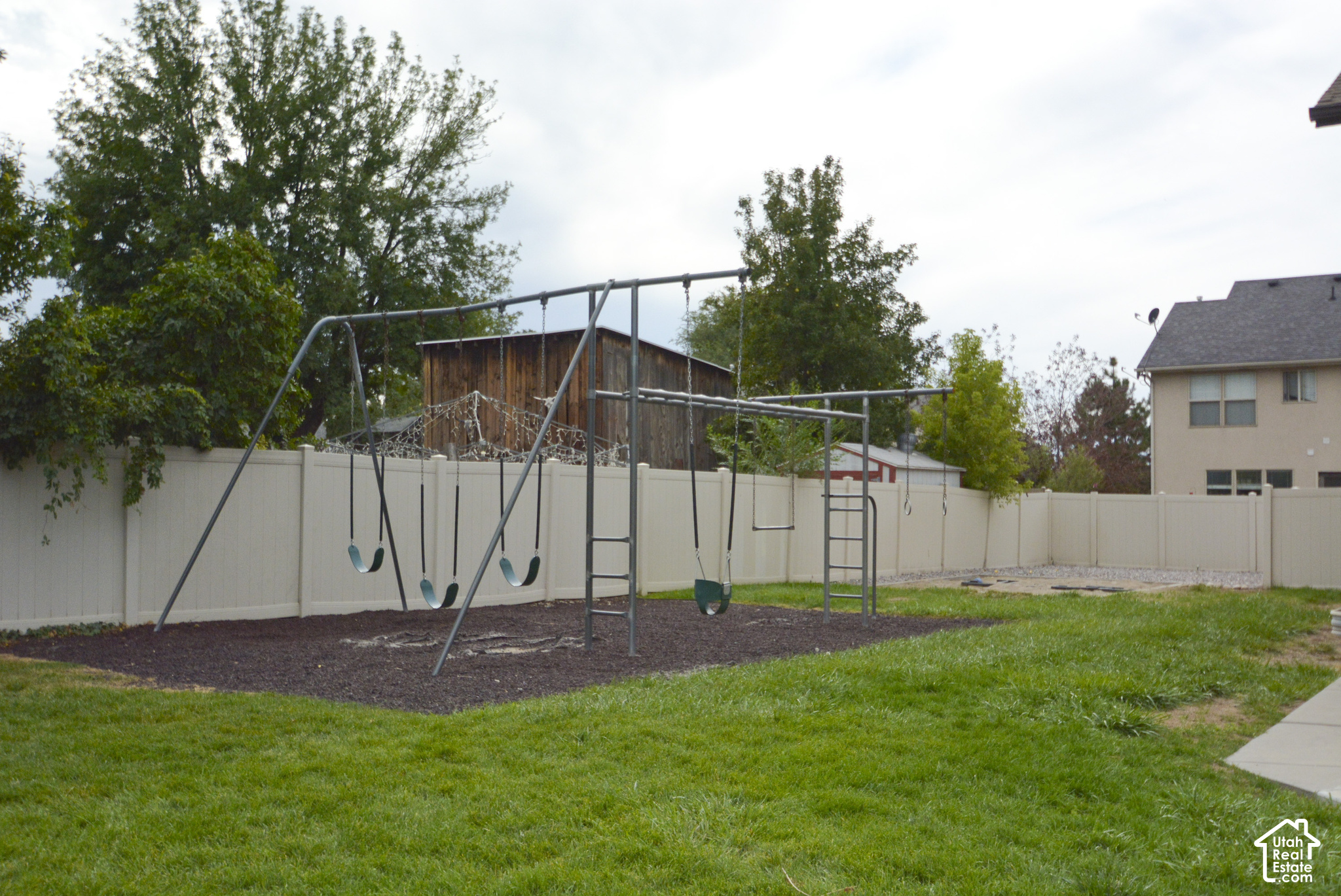 main property photo 58