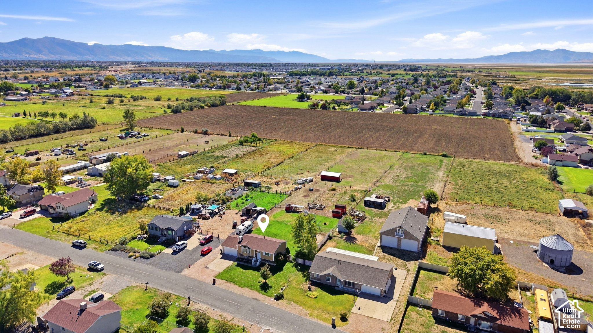 main property photo 35