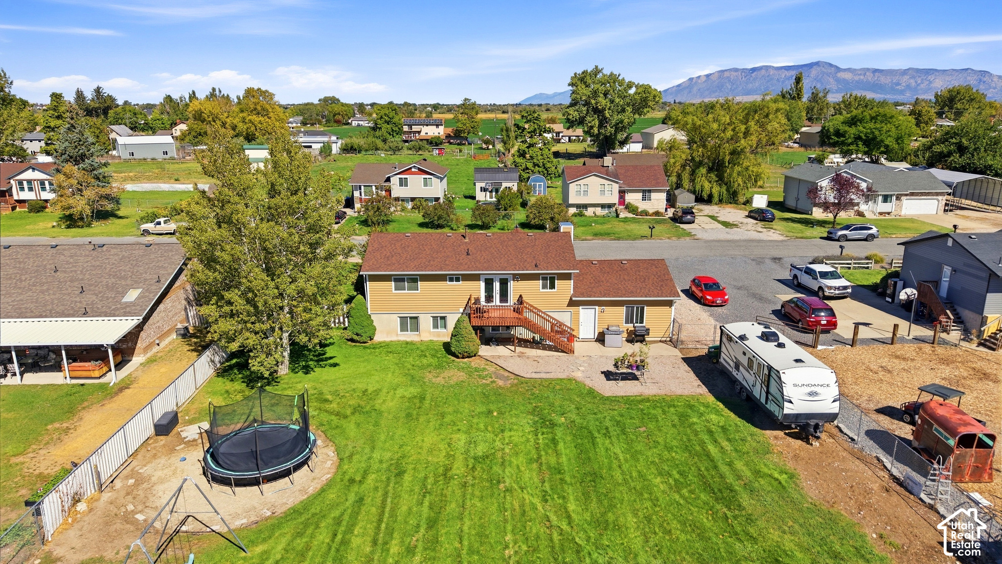 main property photo 42