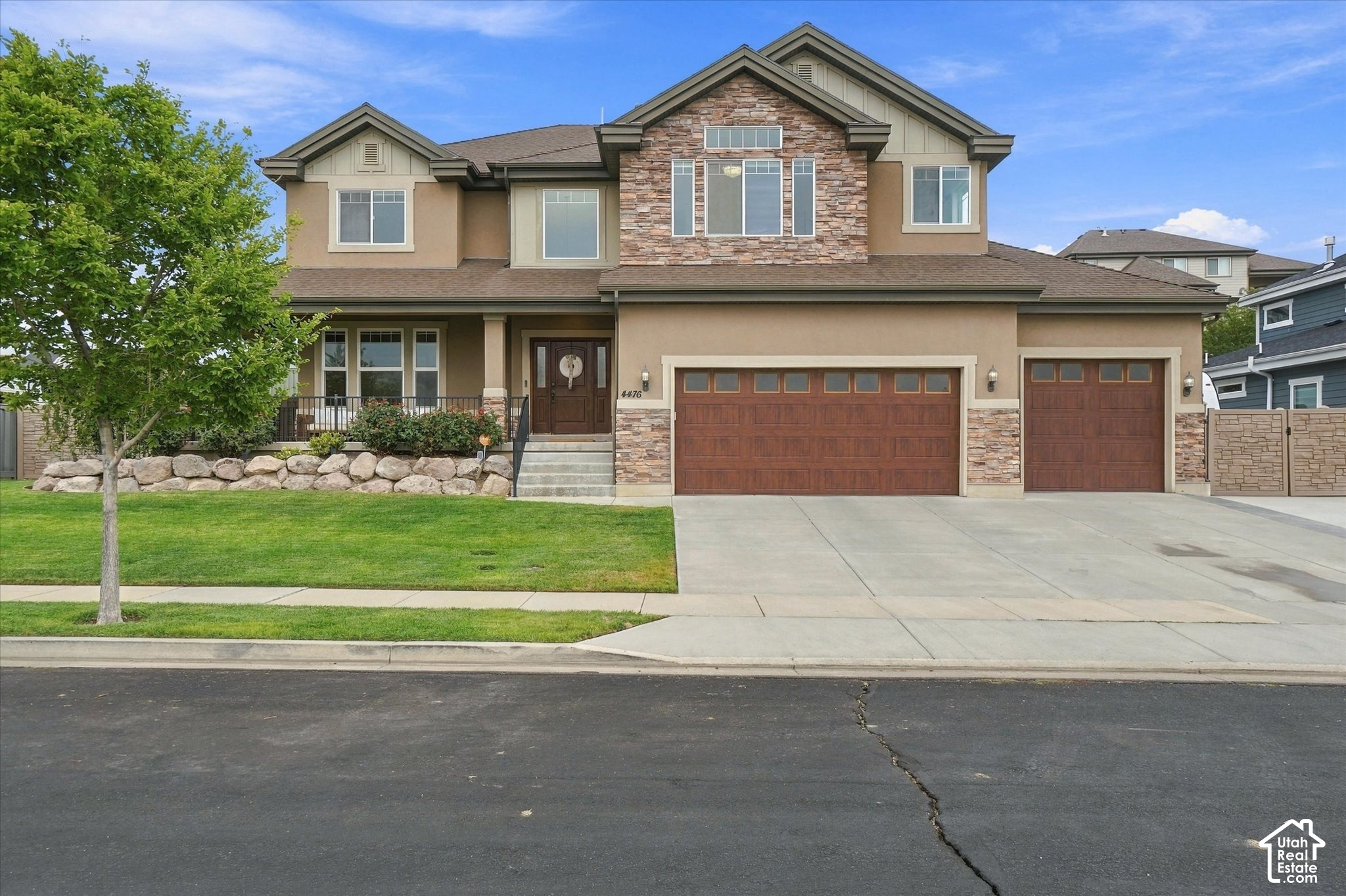 main property photo 3