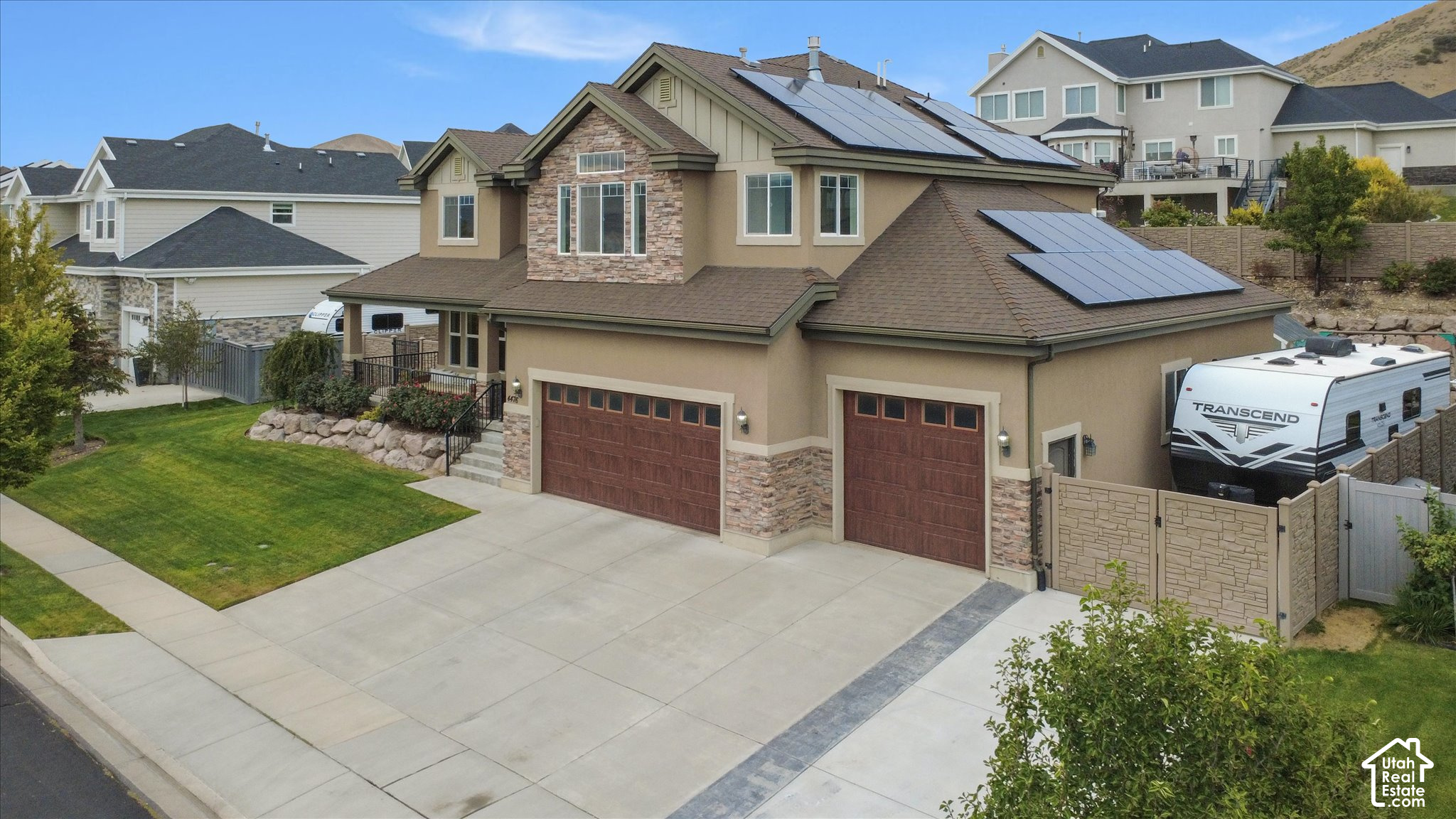 main property photo 4