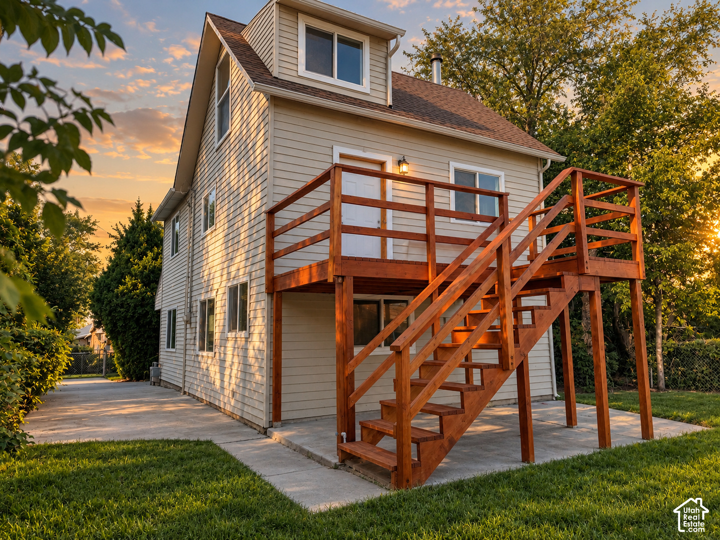 main property photo 18