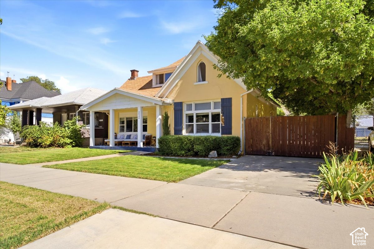 main property photo 2