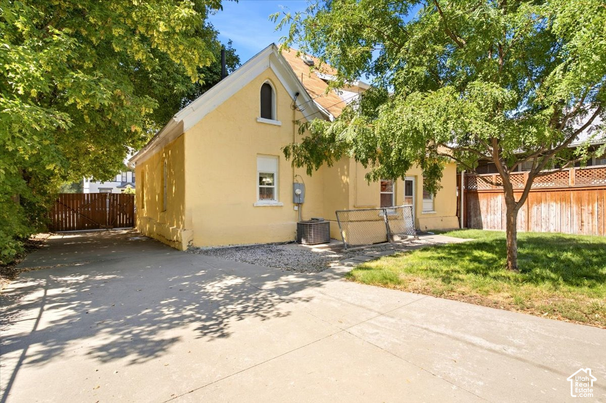 main property photo 29