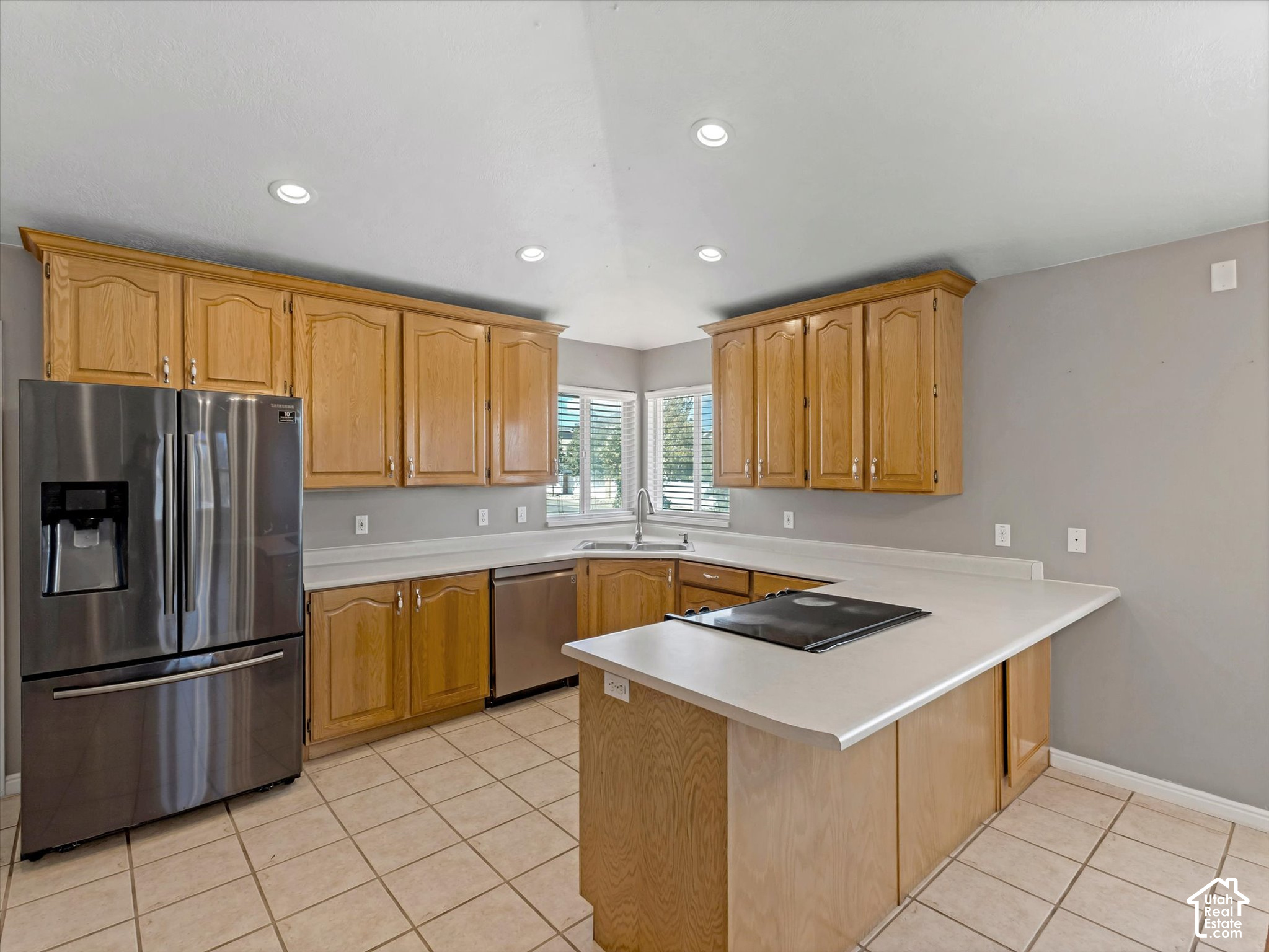 main property photo 9