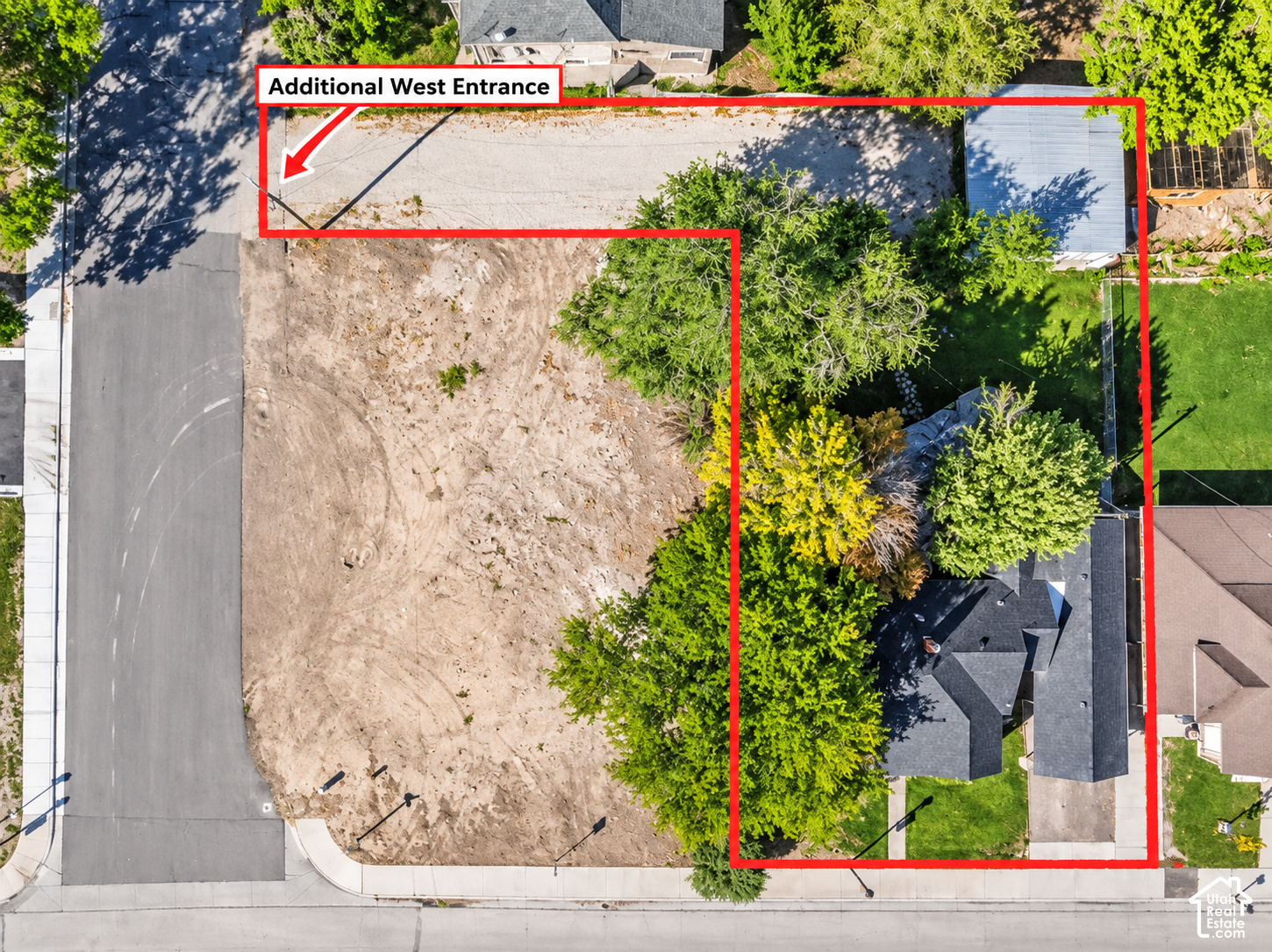 main property photo 26