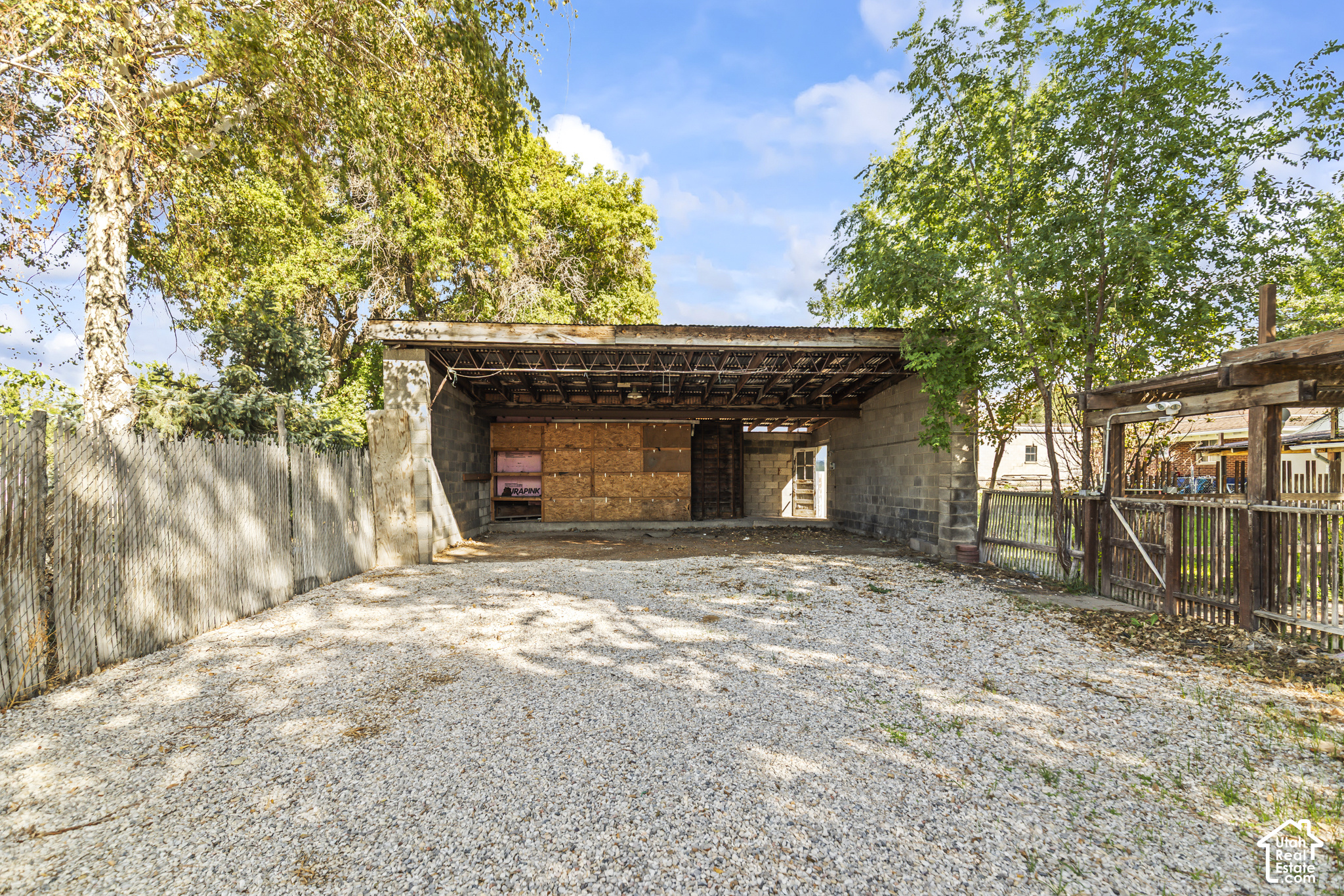 main property photo 49