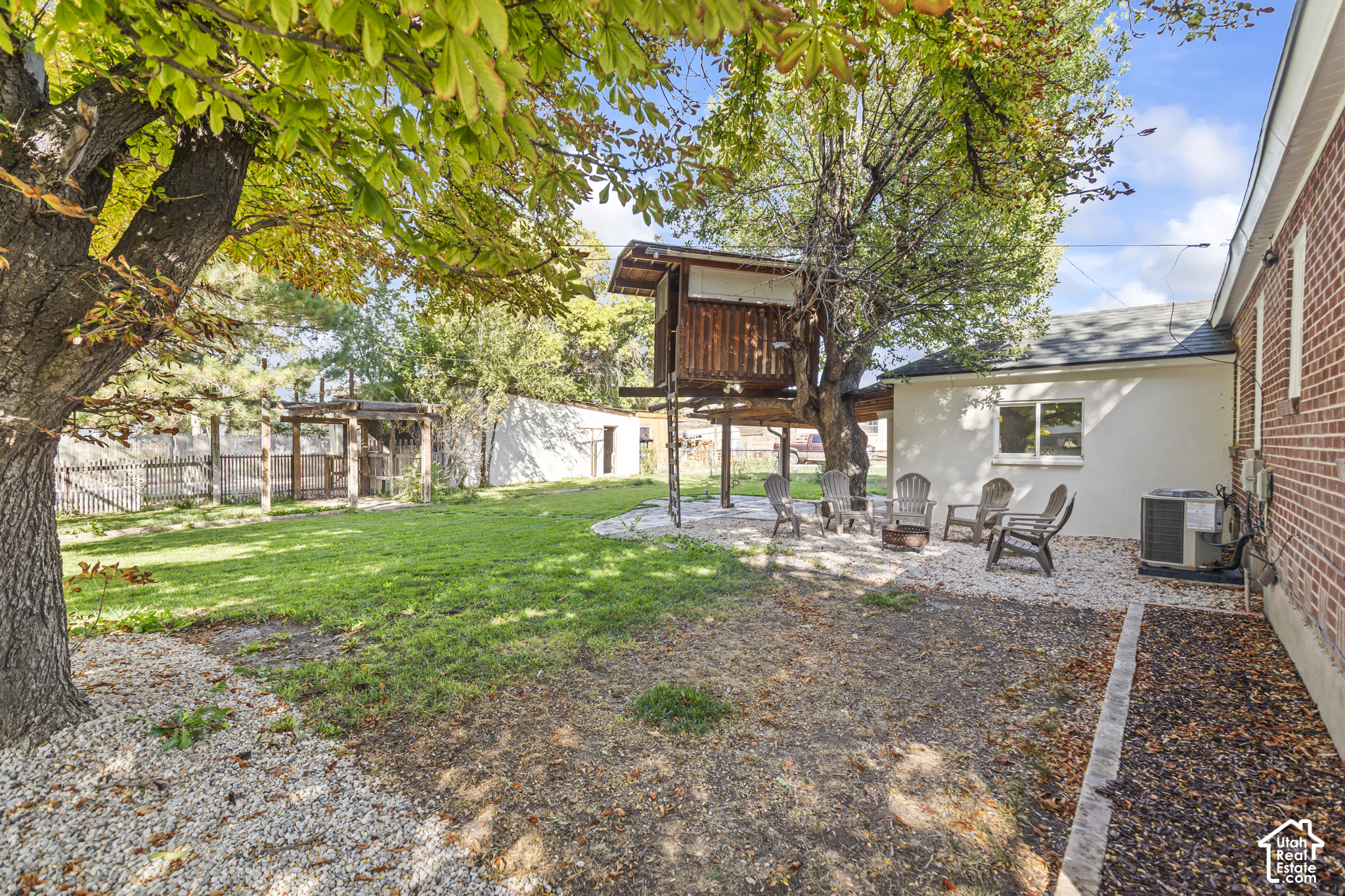 main property photo 58