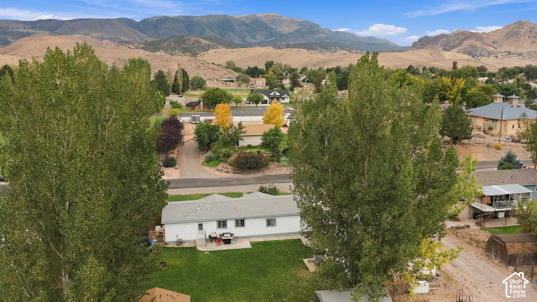 main property photo 30
