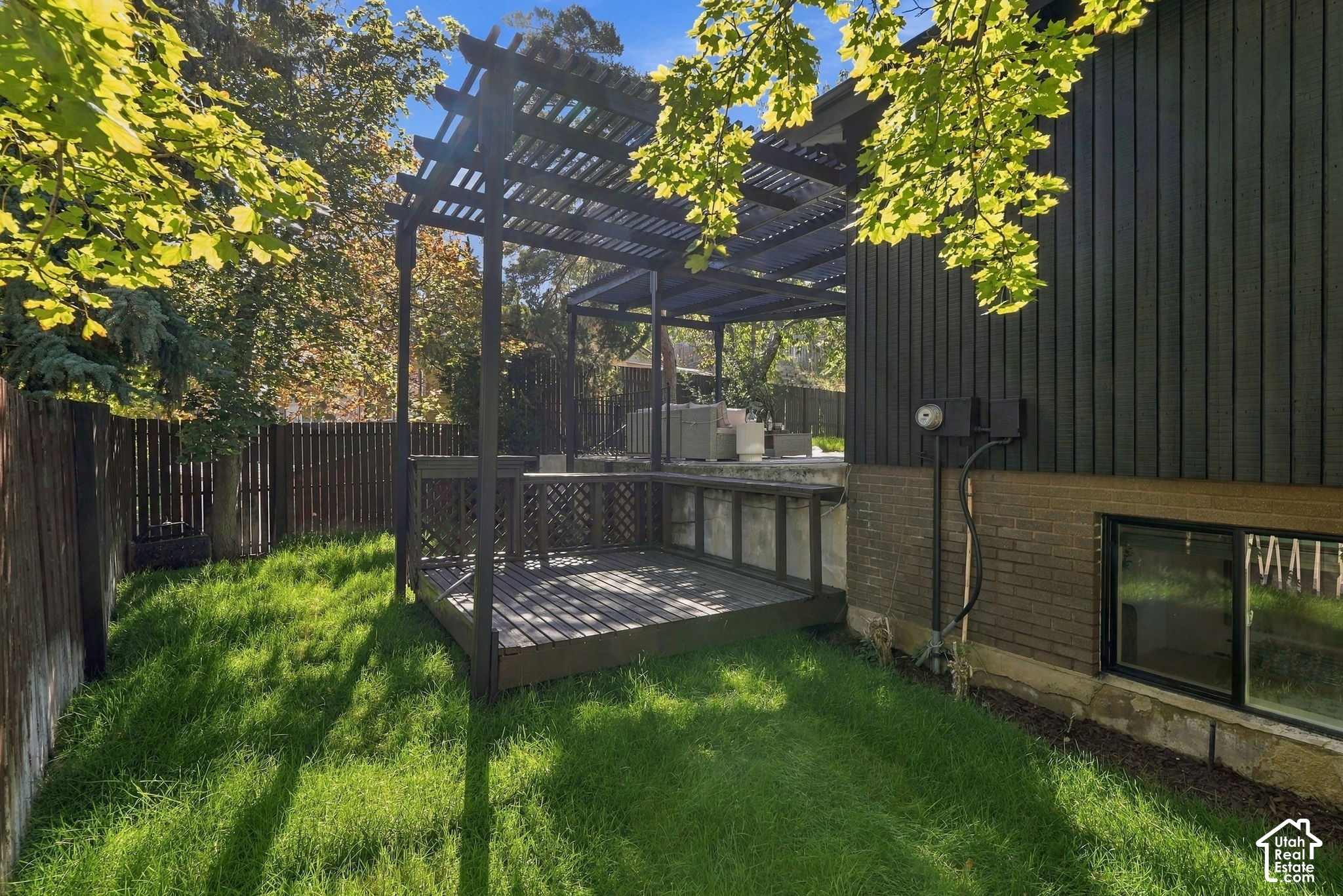 main property photo 38