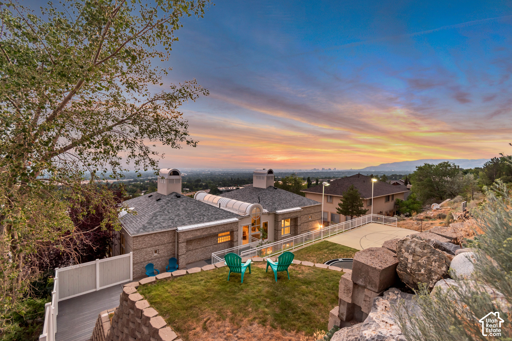 main property photo 45
