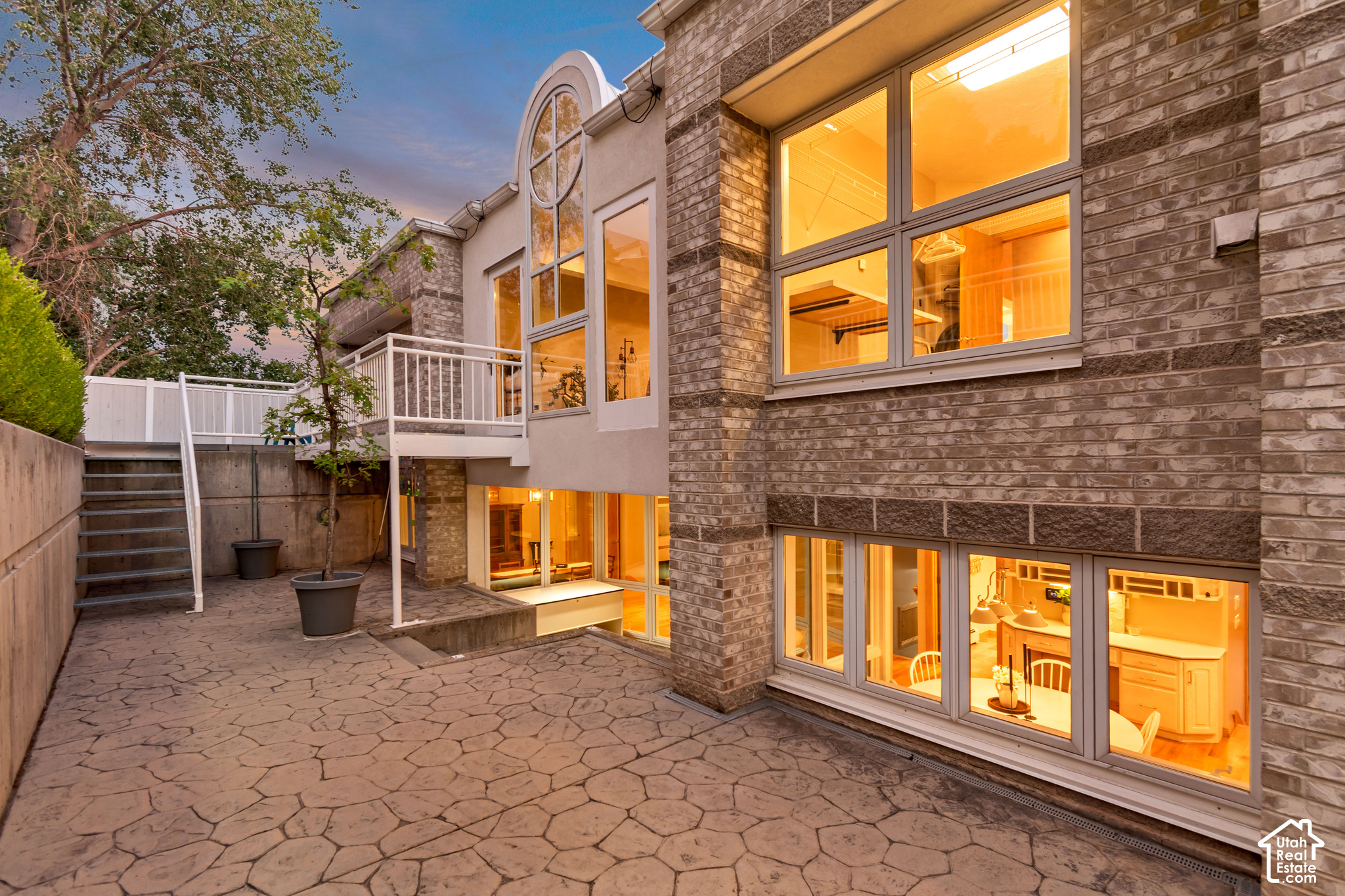 main property photo 46