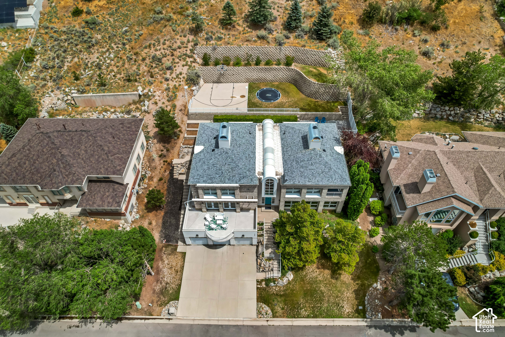 main property photo 51
