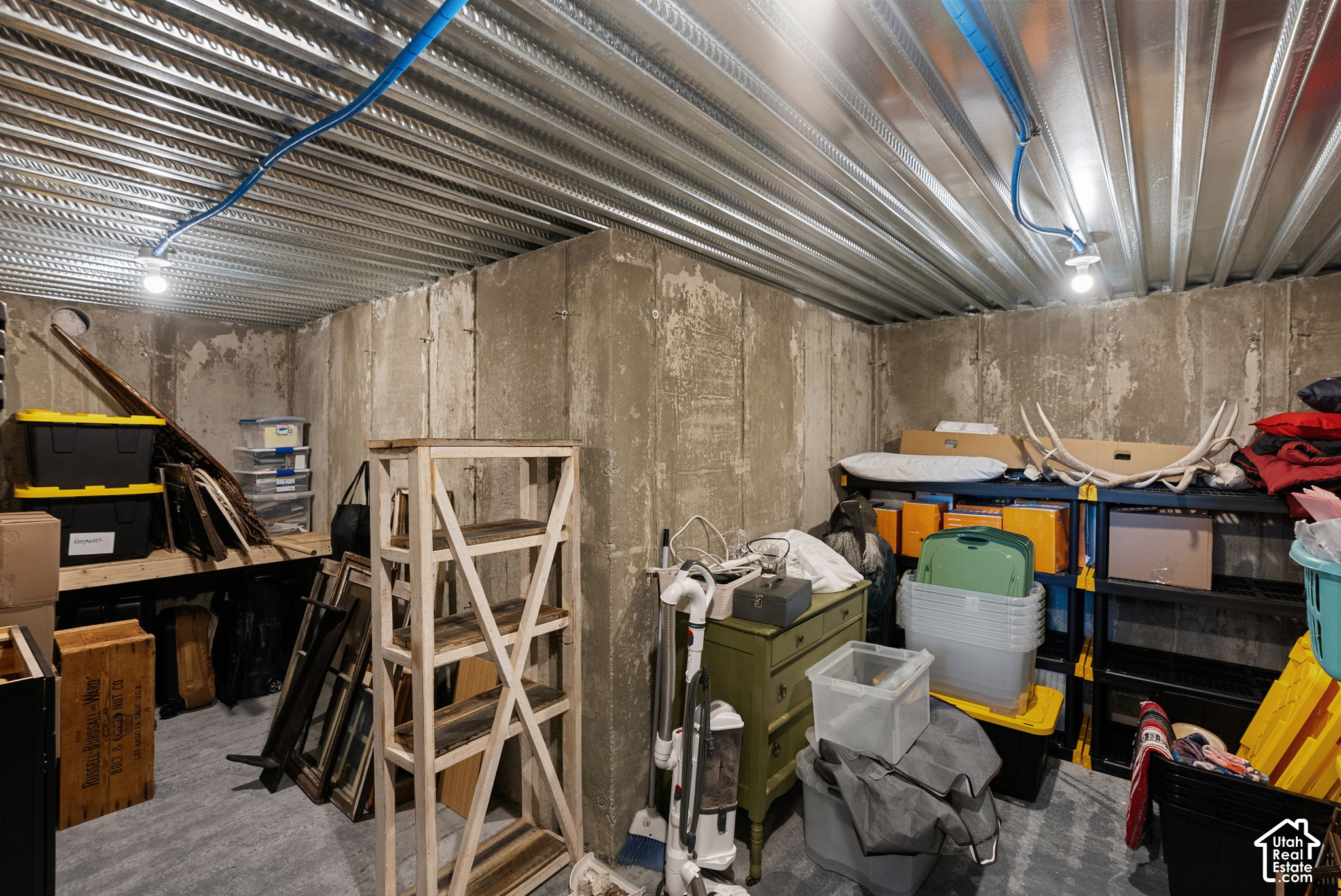 main property photo 46