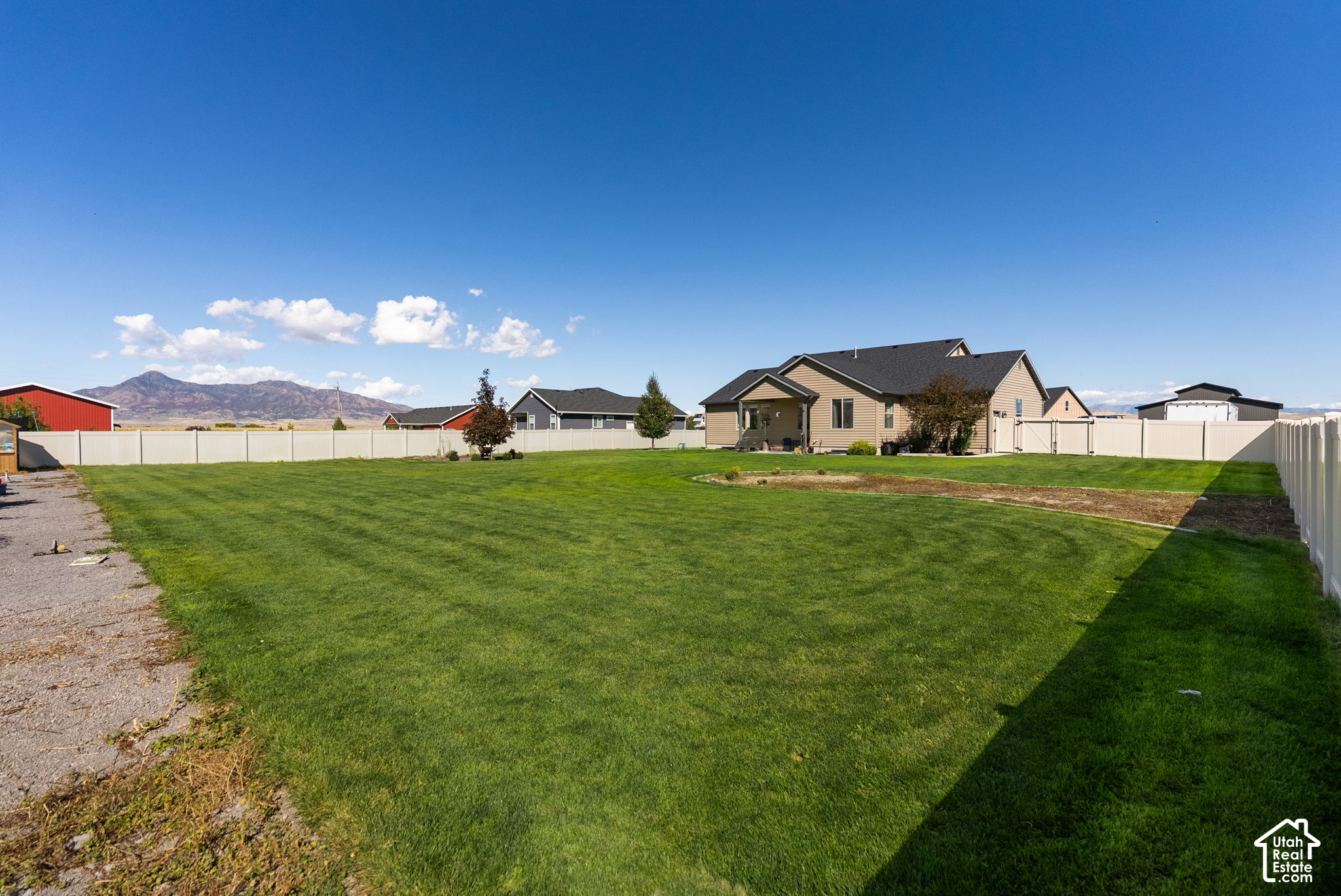 main property photo 53