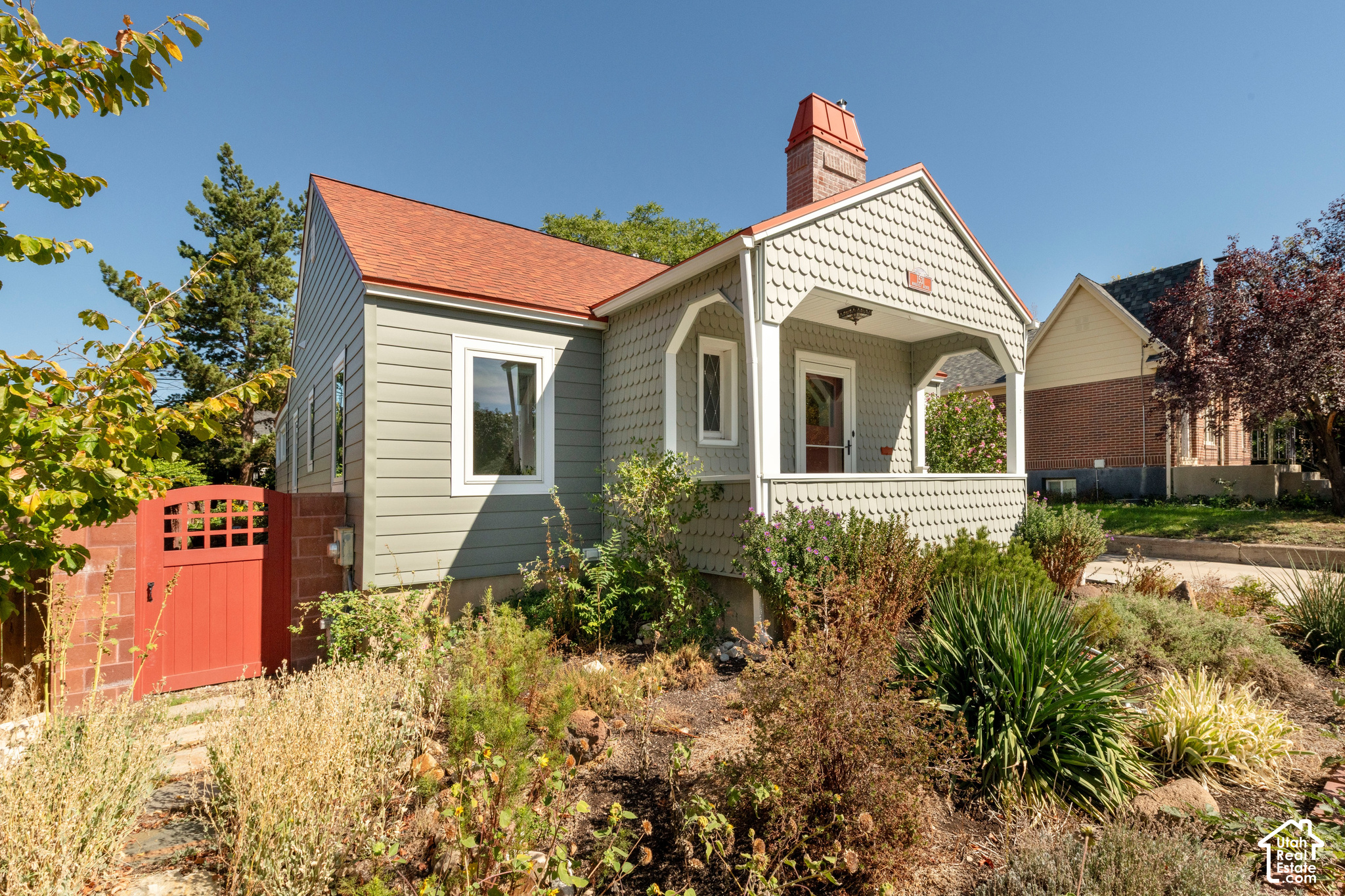 main property photo 43