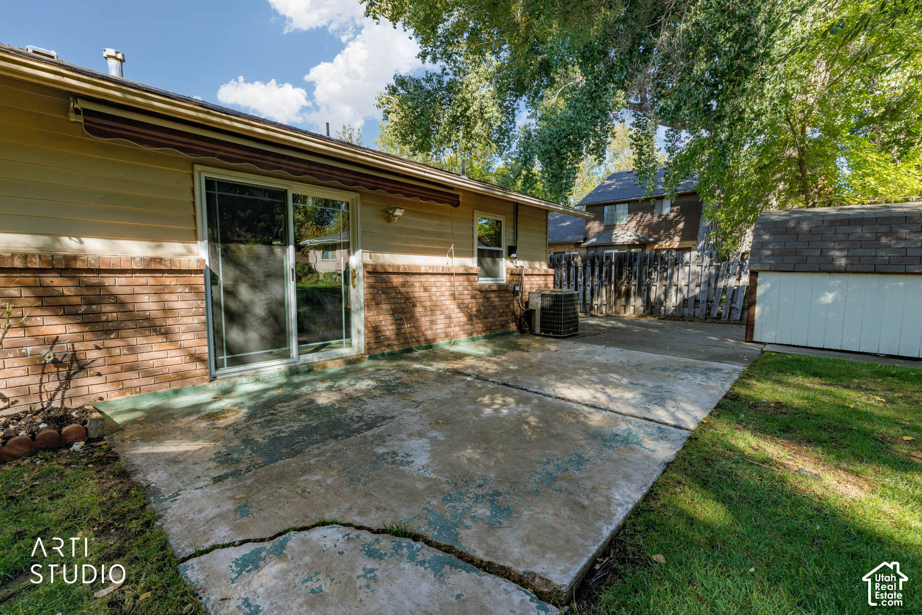 main property photo 29