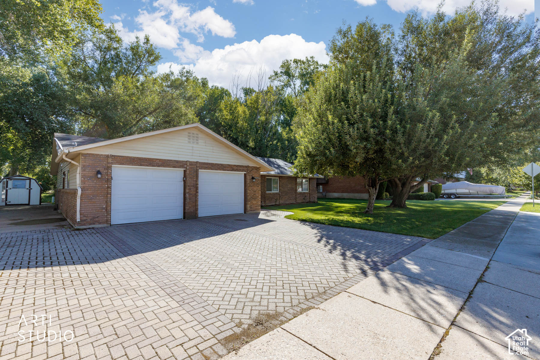 main property photo 4