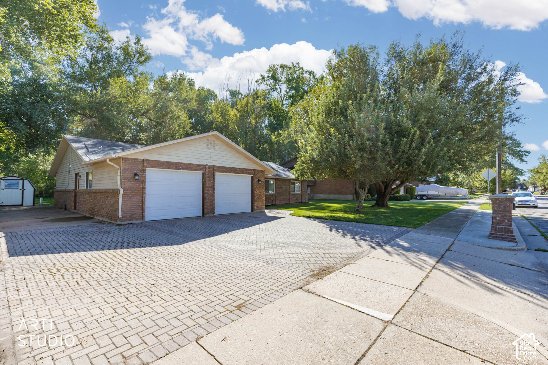 main property photo 5
