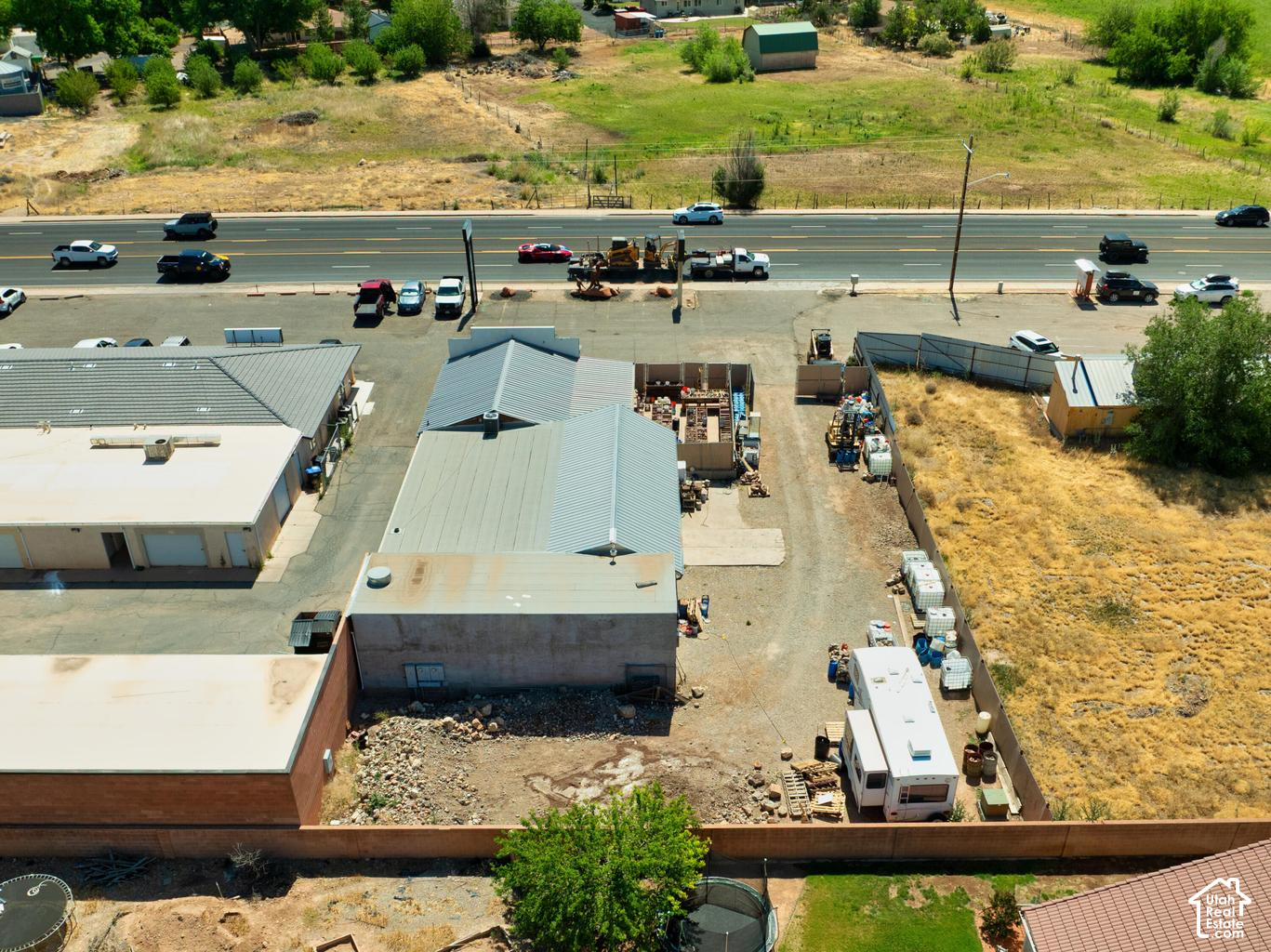 main property photo 12