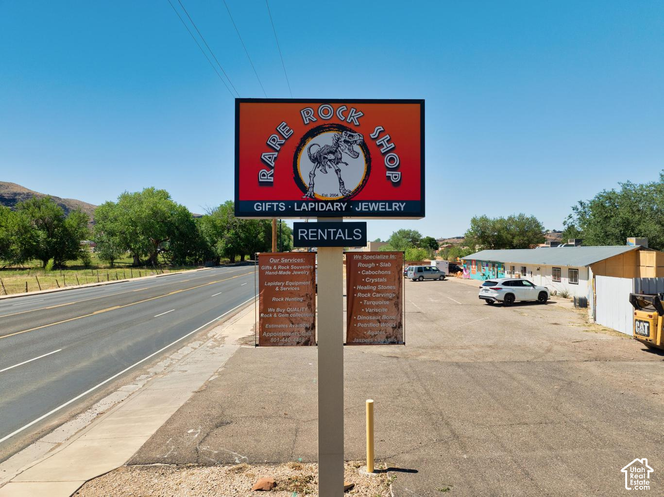 main property photo 13