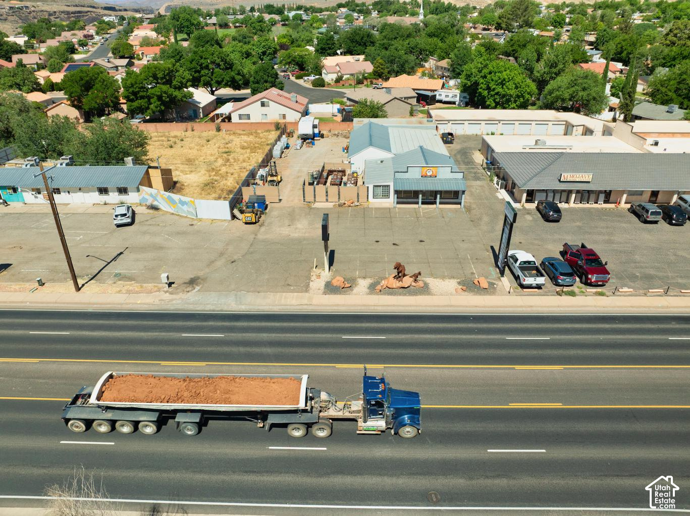 main property photo 58