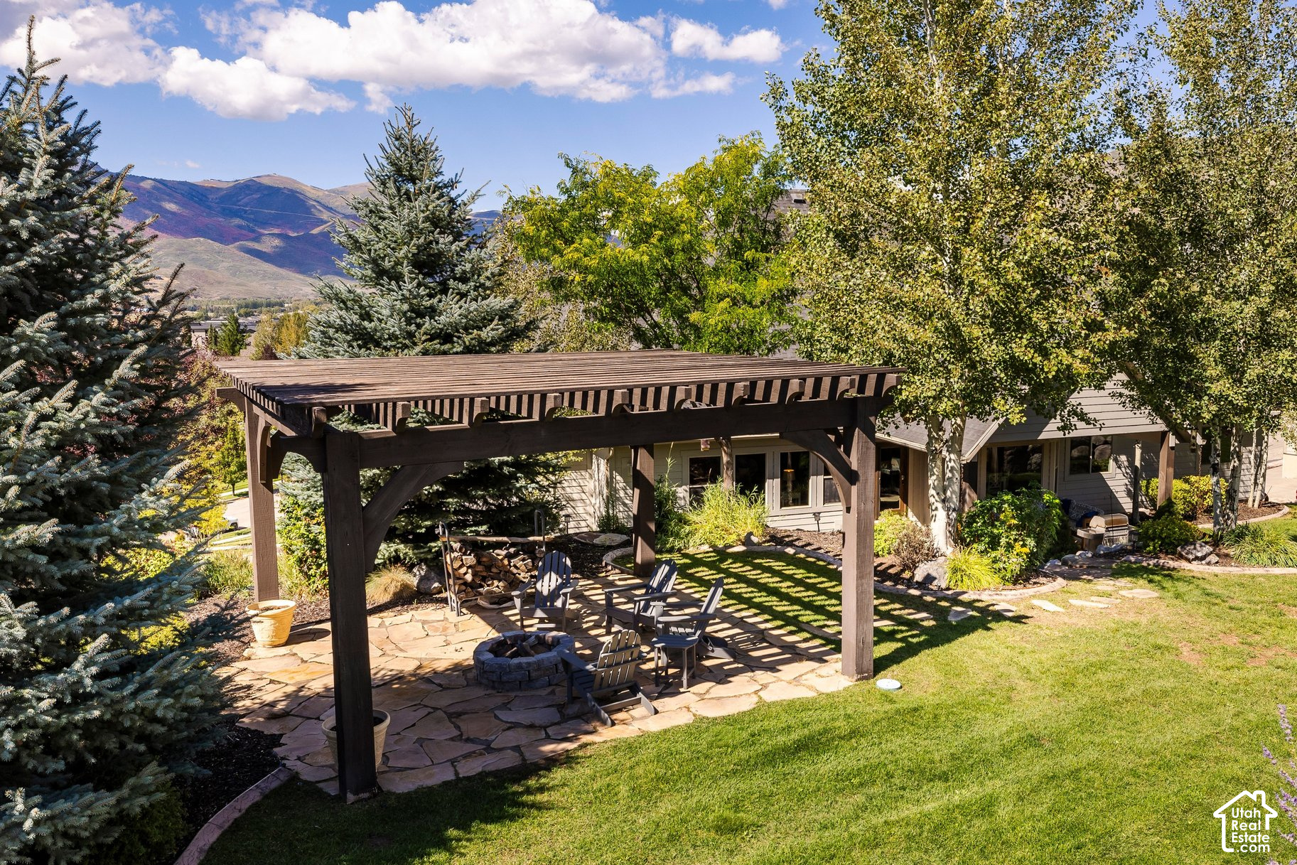 main property photo 50