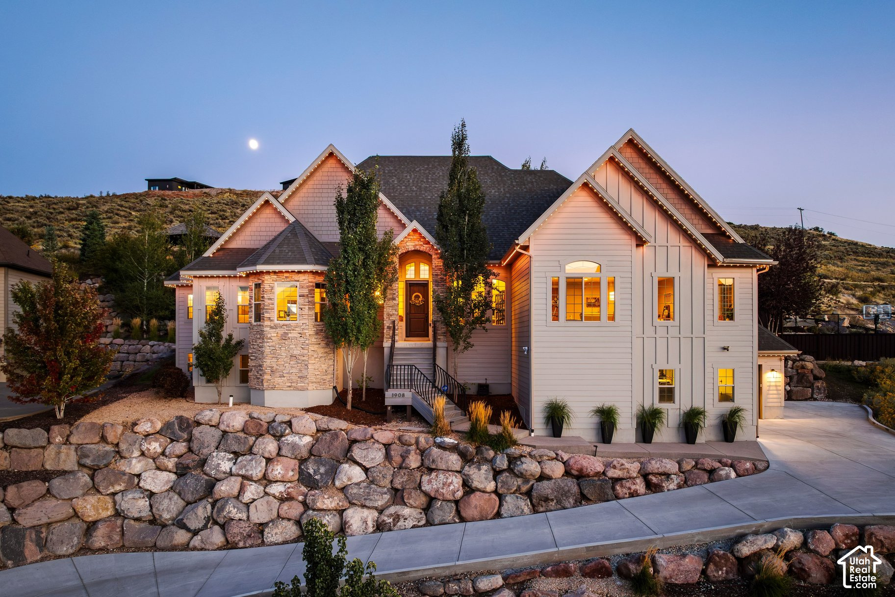 main property photo 60