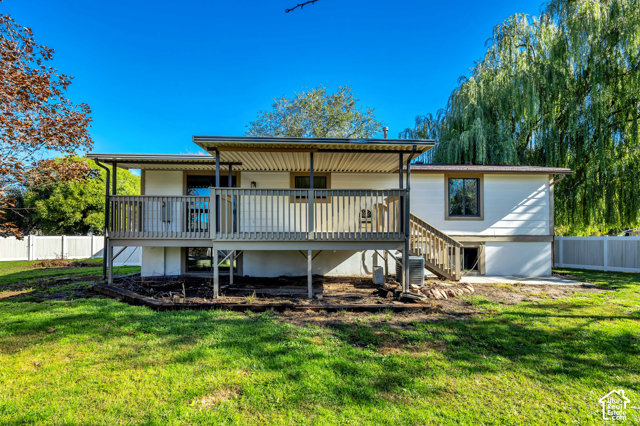 main property photo 19
