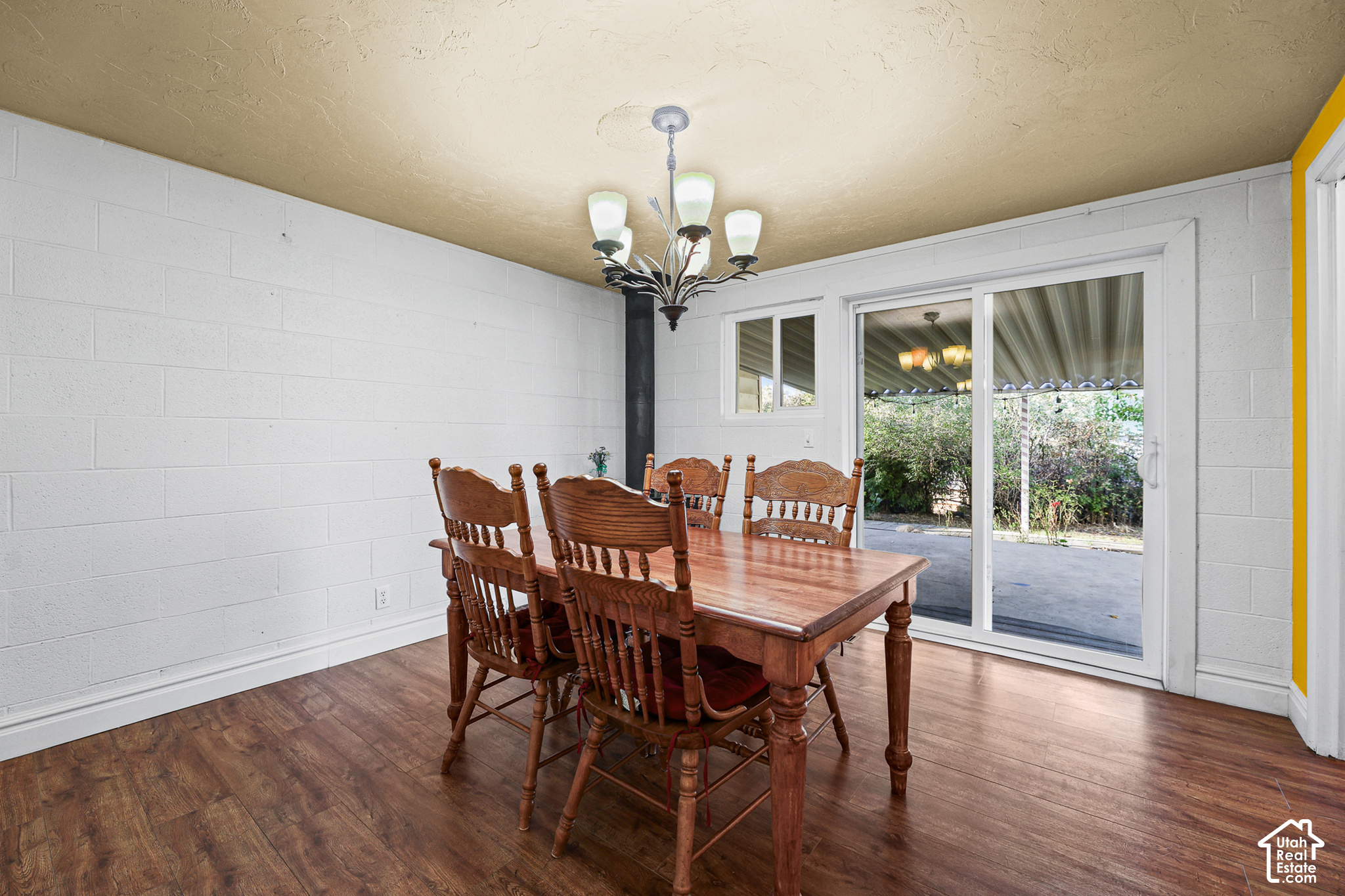 main property photo 9