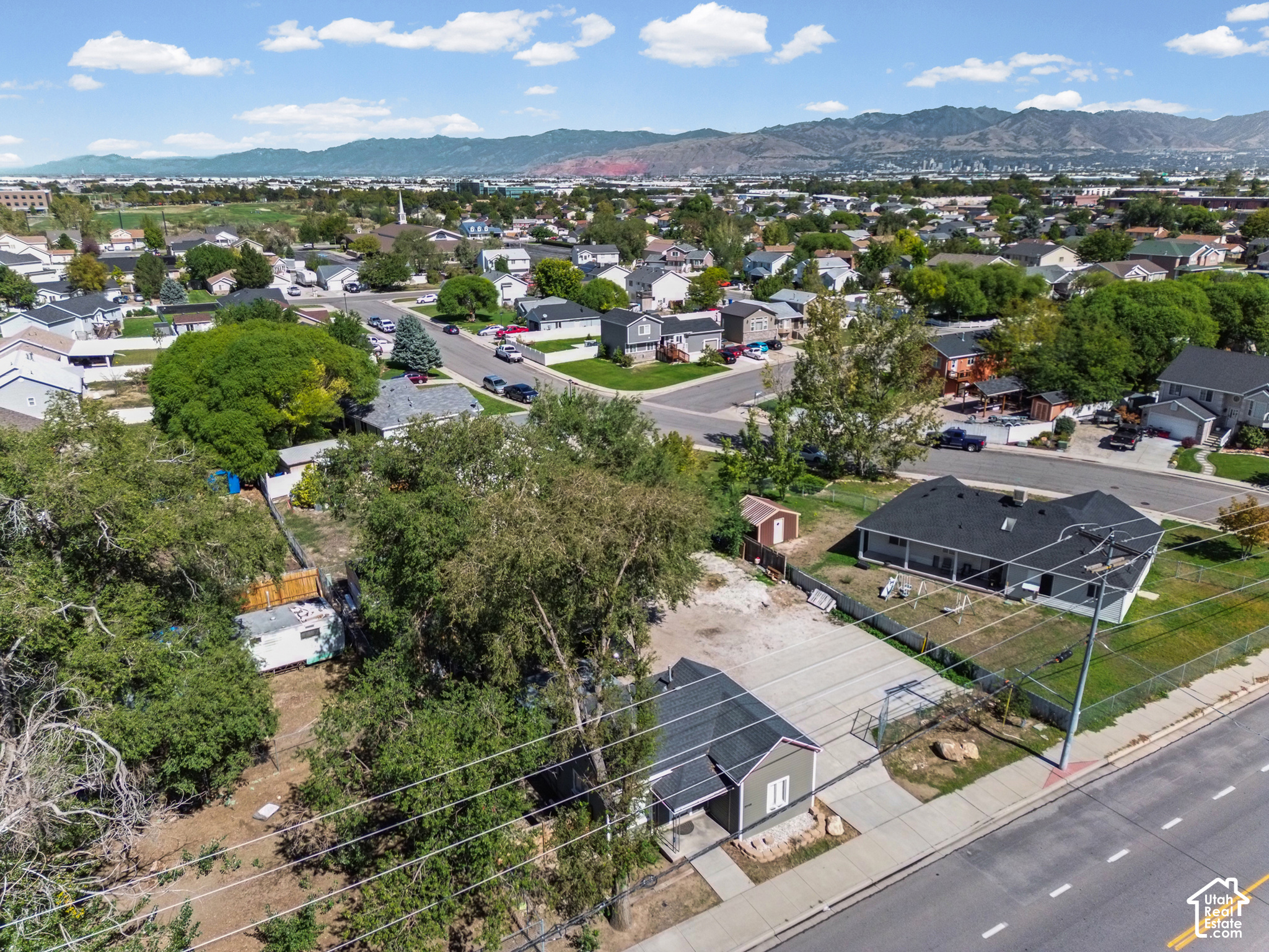 main property photo 22