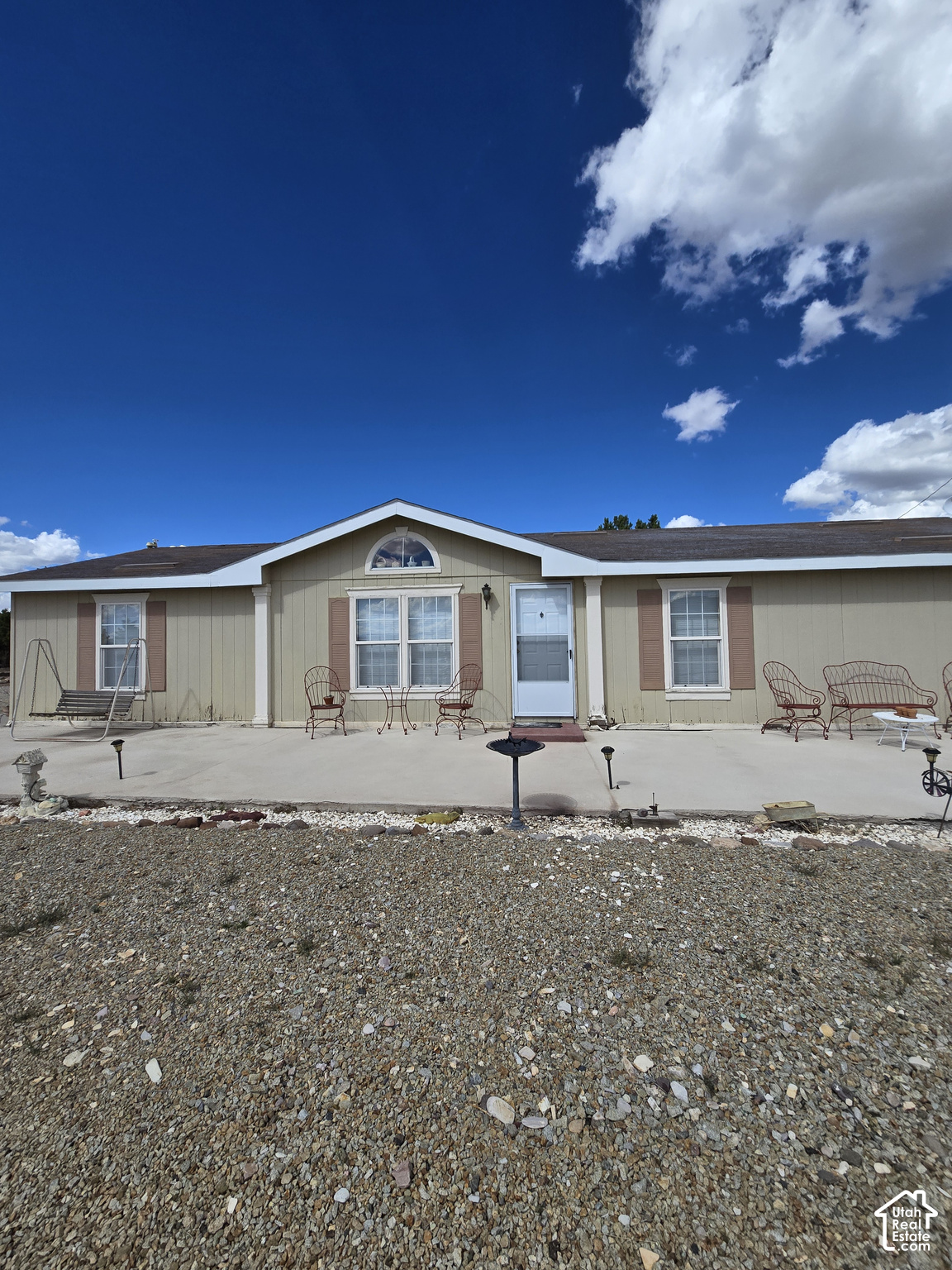 main property photo 0