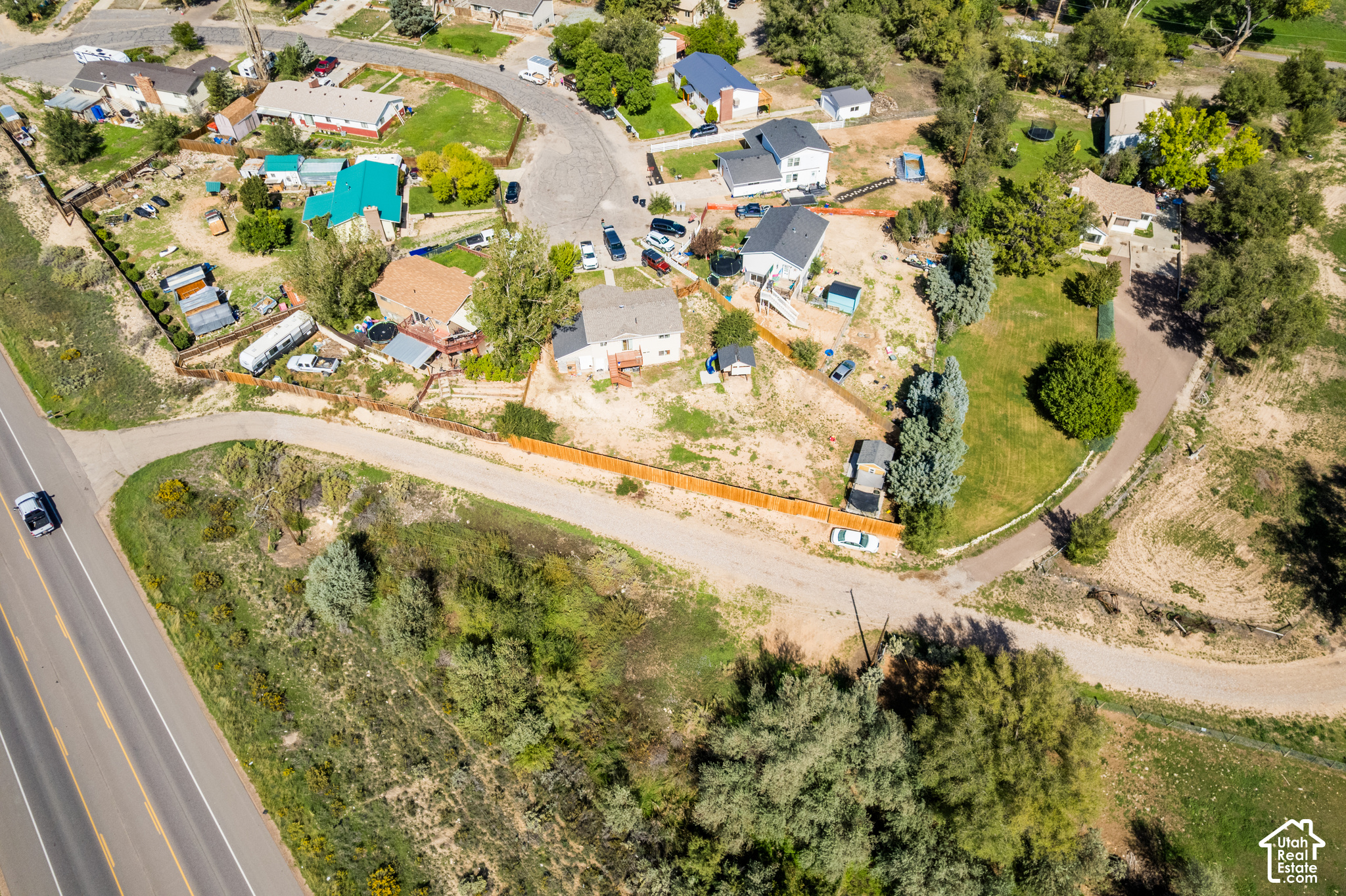 main property photo 30