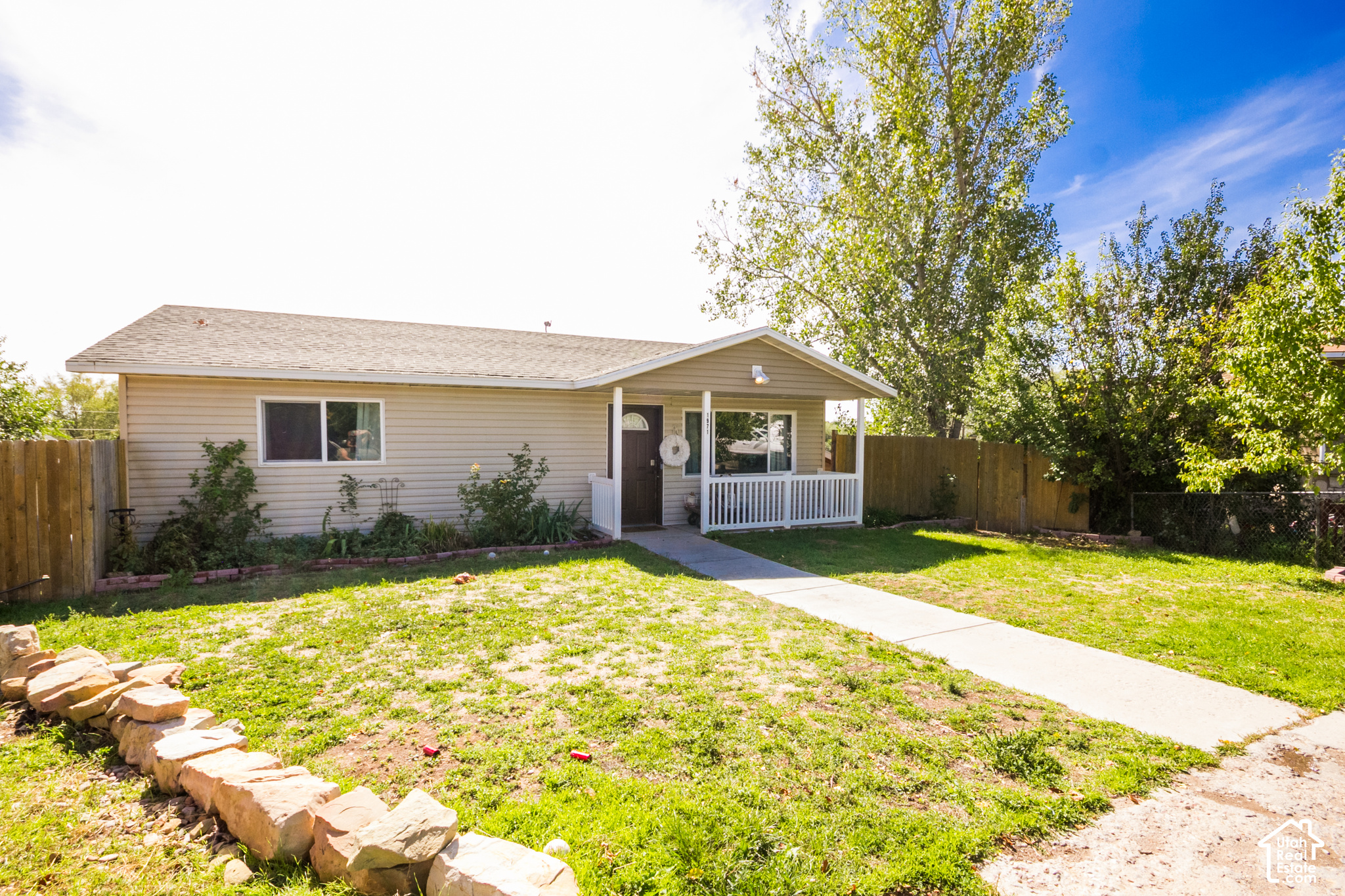 main property photo 36