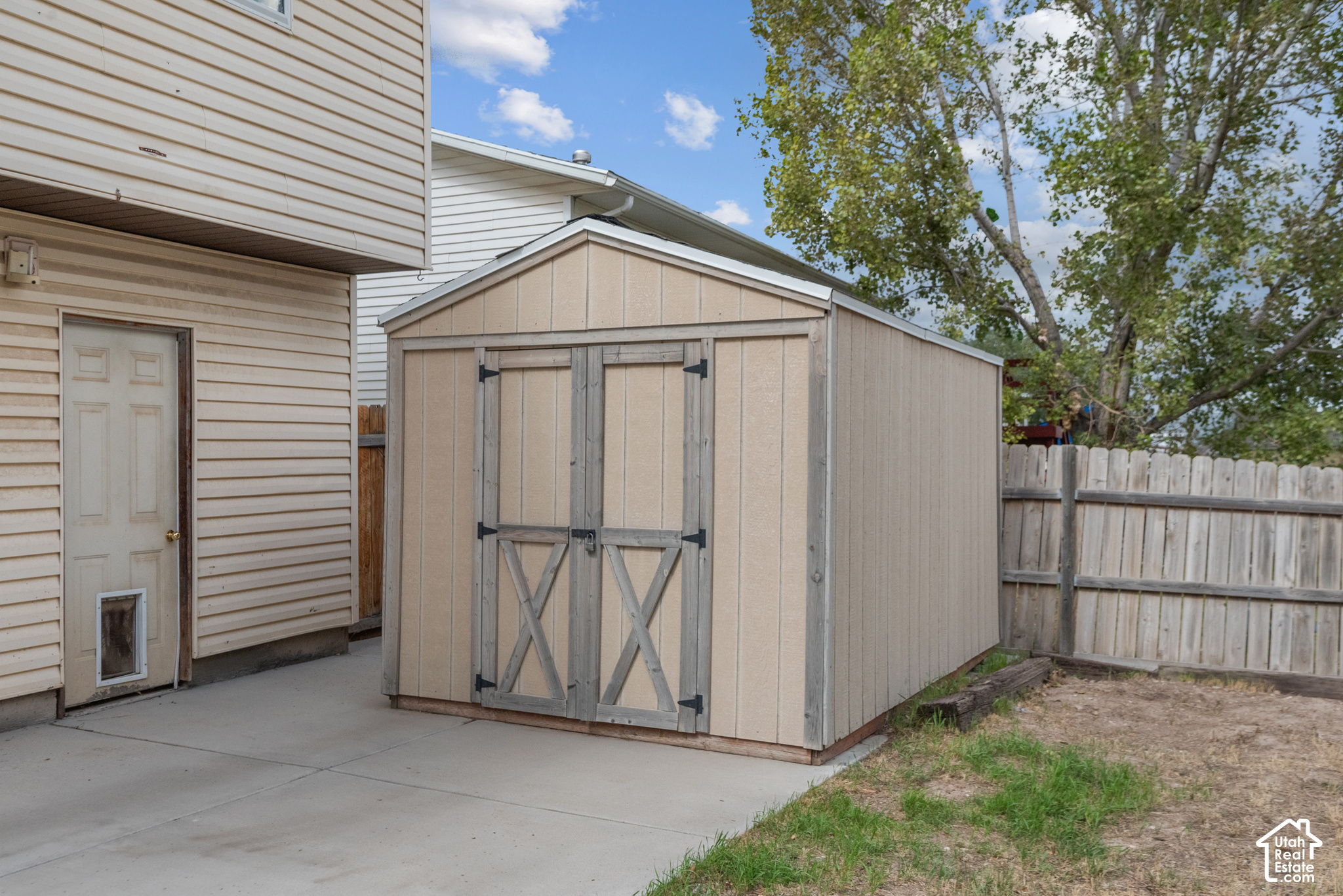 main property photo 26