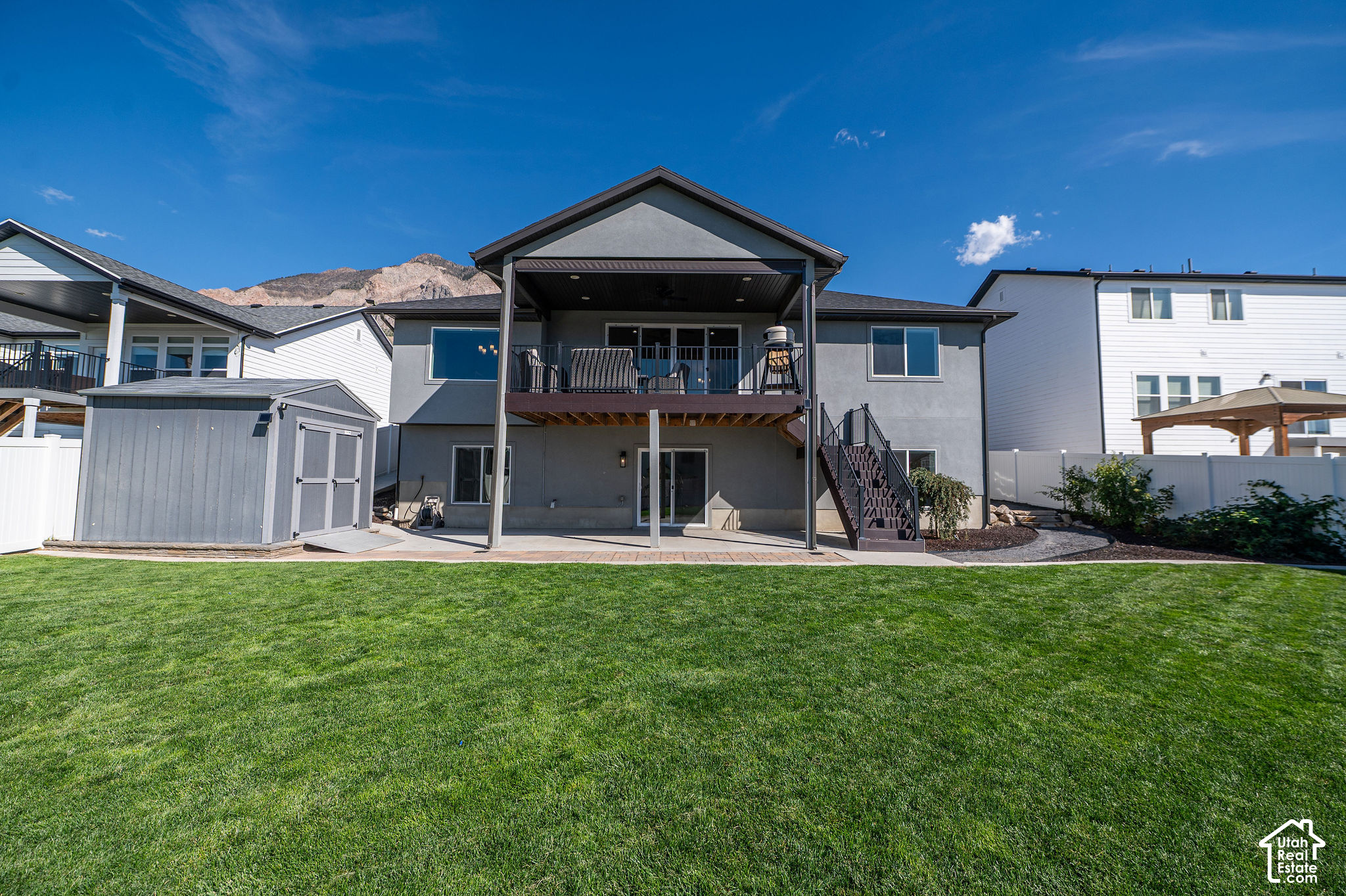 main property photo 39
