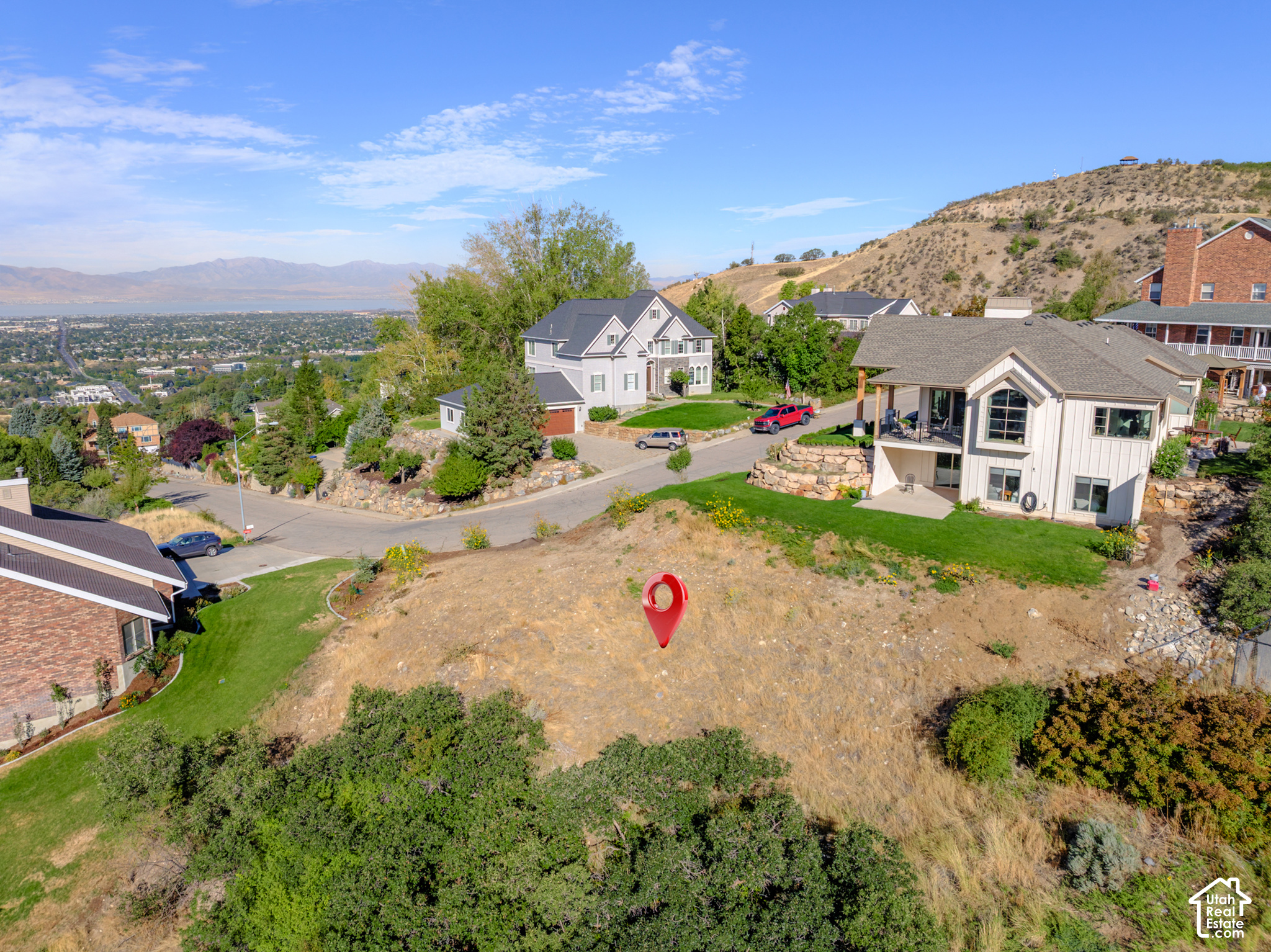 main property photo 7
