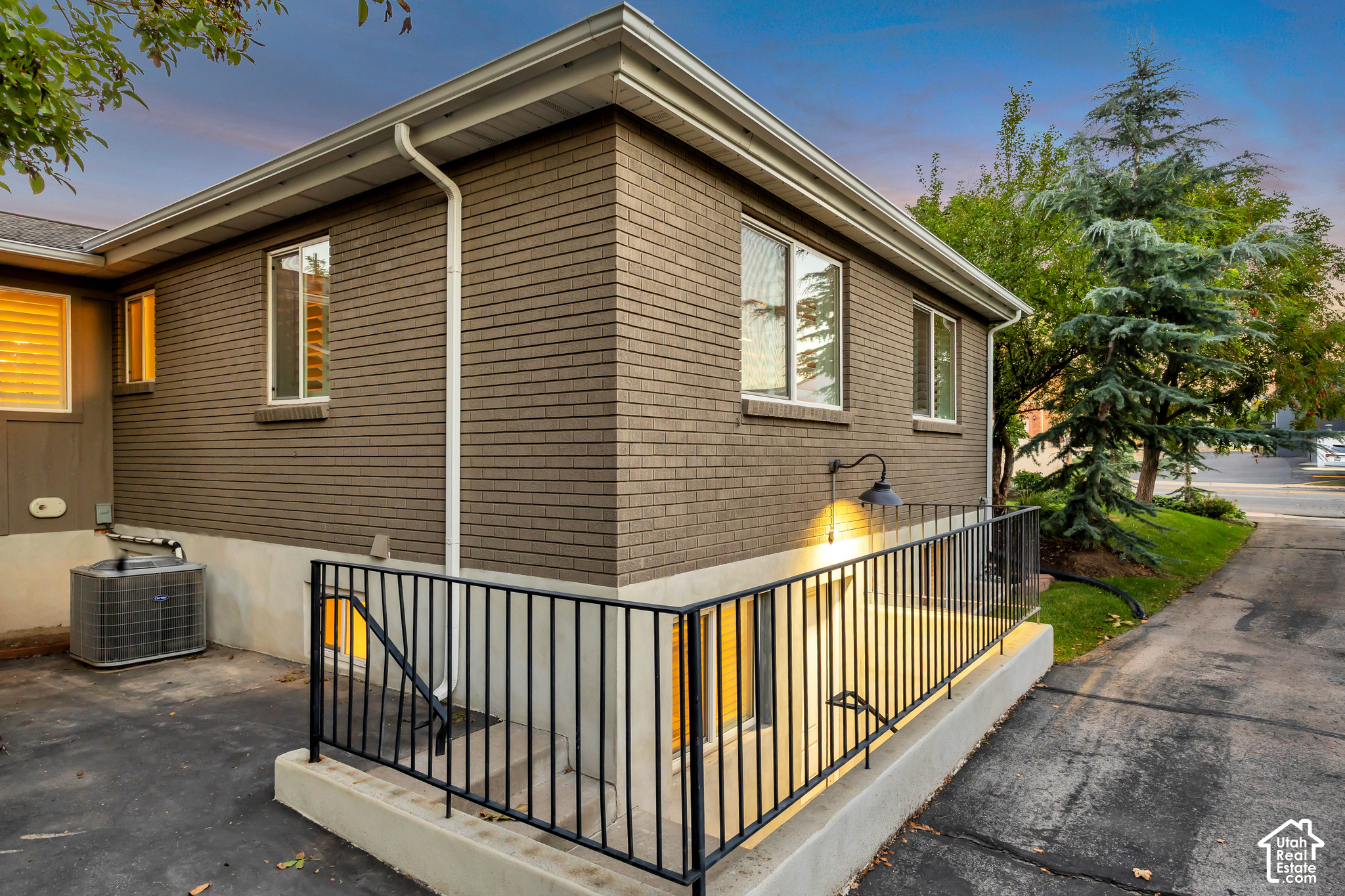 main property photo 35