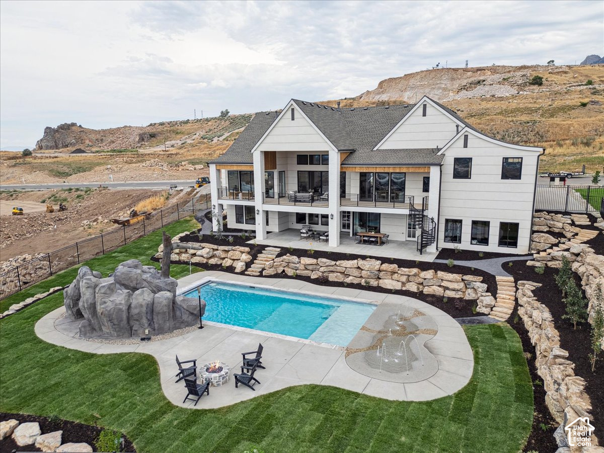 main property photo 3