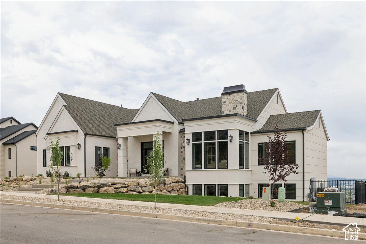 main property photo 7