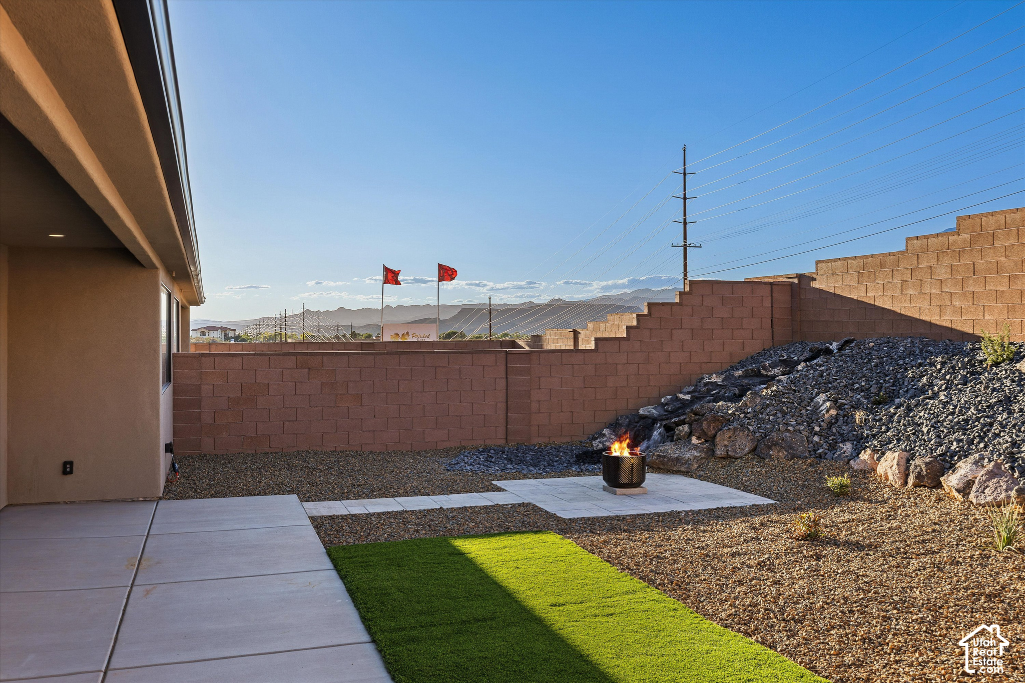 main property photo 27