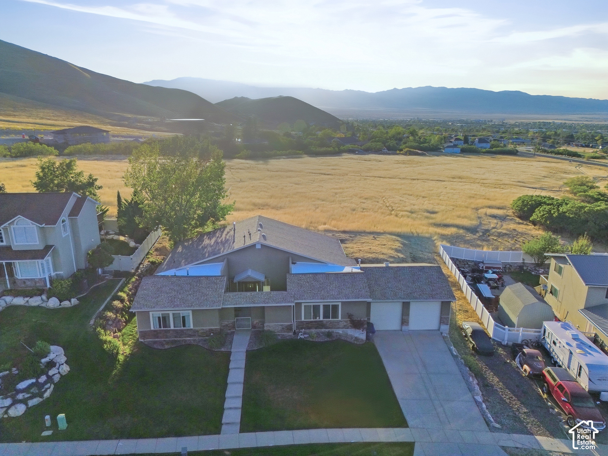 main property photo 36